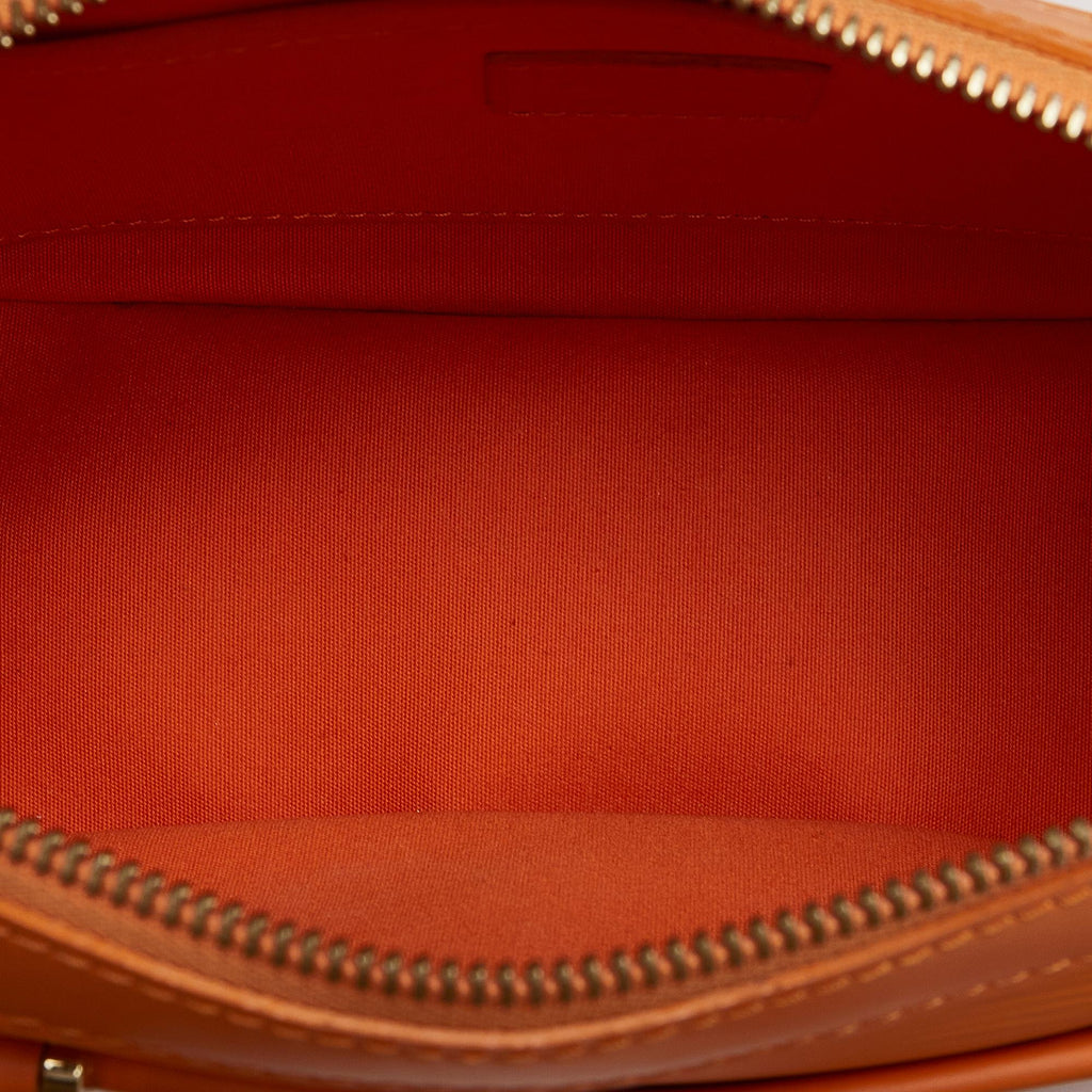Louis Vuitton Epi Dhanura PM (SHG-yUgL2l)