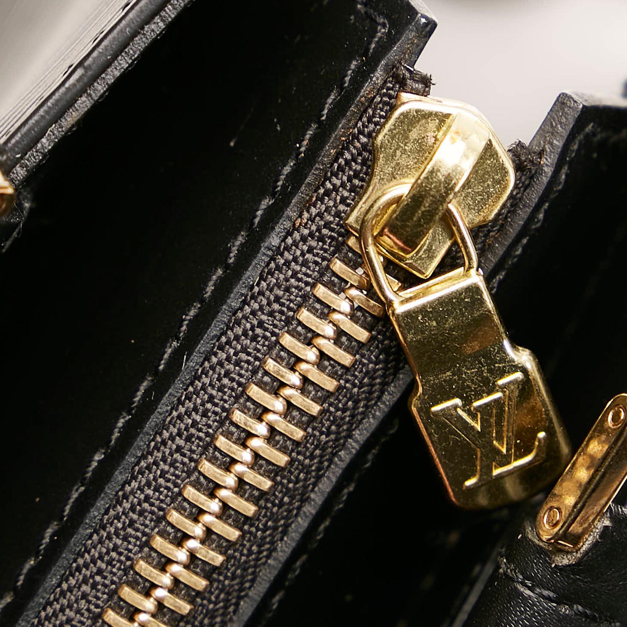 Louis Vuitton Epi Figari PM (SHG-30778)