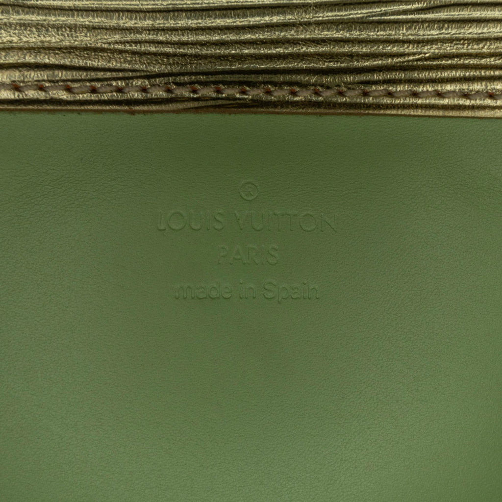 Louis Vuitton Epi Galaxia (SHG-juGmeQ)