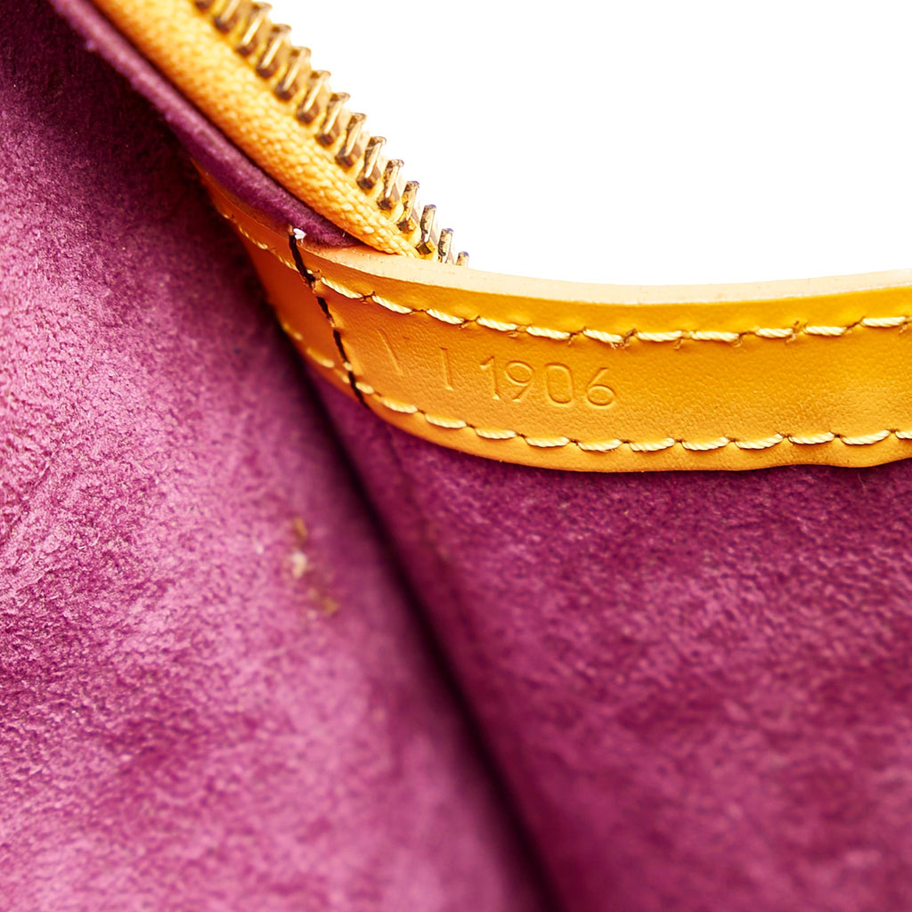 Louis Vuitton Epi Gobelins (SHG-ihkT85)