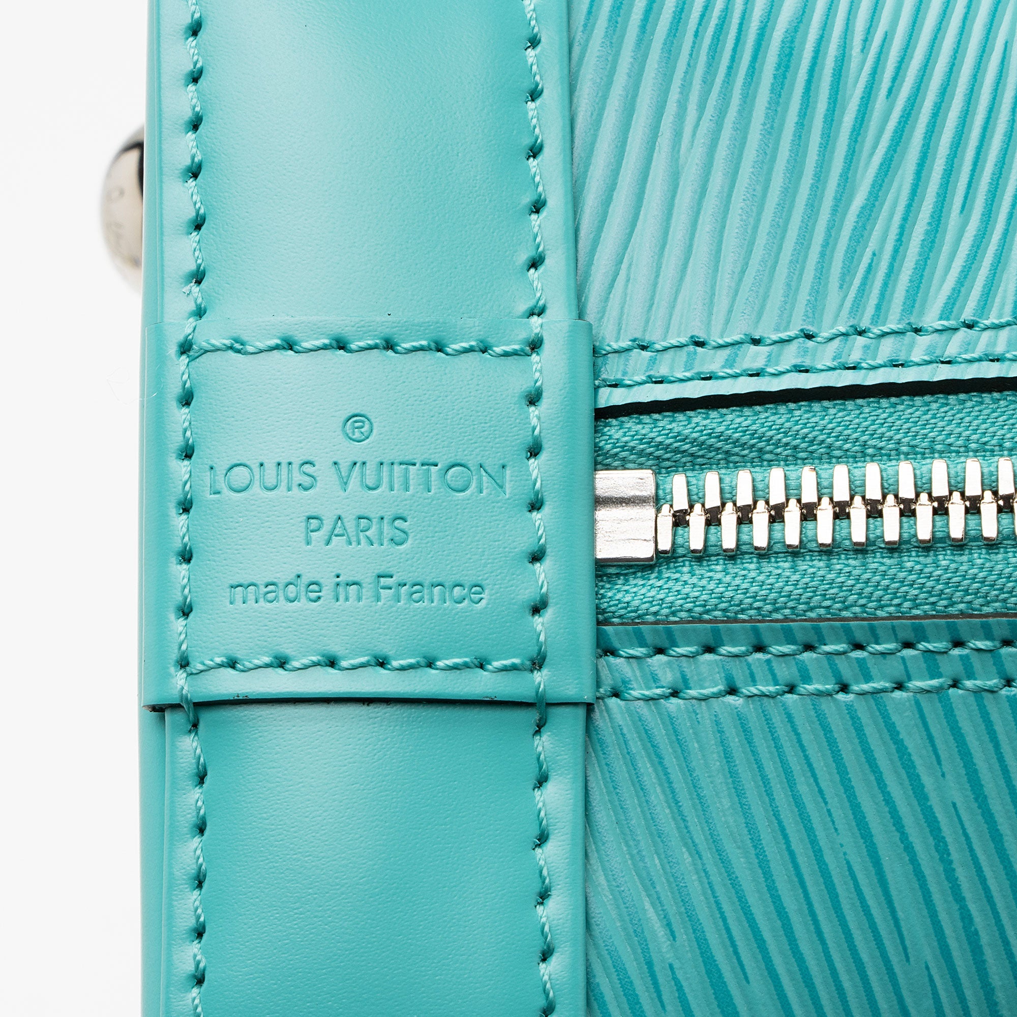 Louis Vuitton Epi Leather Alma PM Satchel (SHF-ttfjdQ)