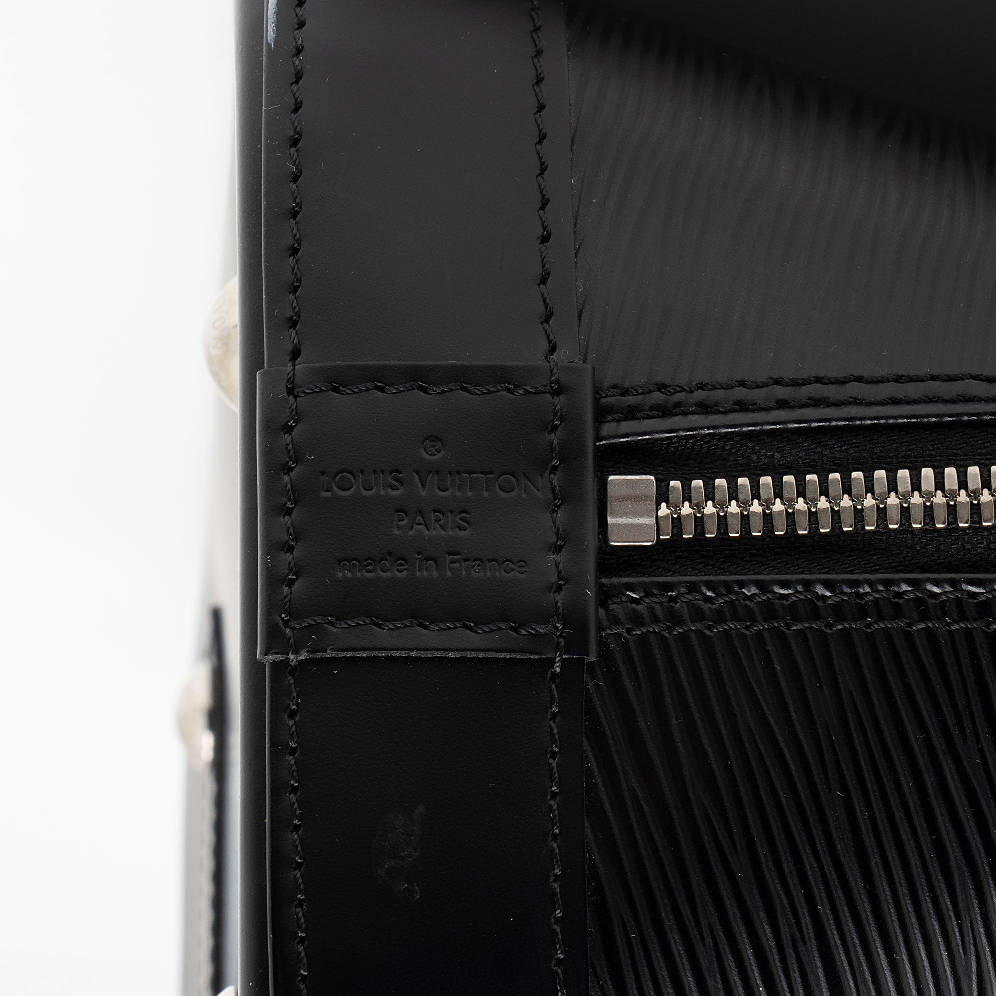 Louis Vuitton Epi Leather Alma PM Satchel (SHF-CTUQ3Z)