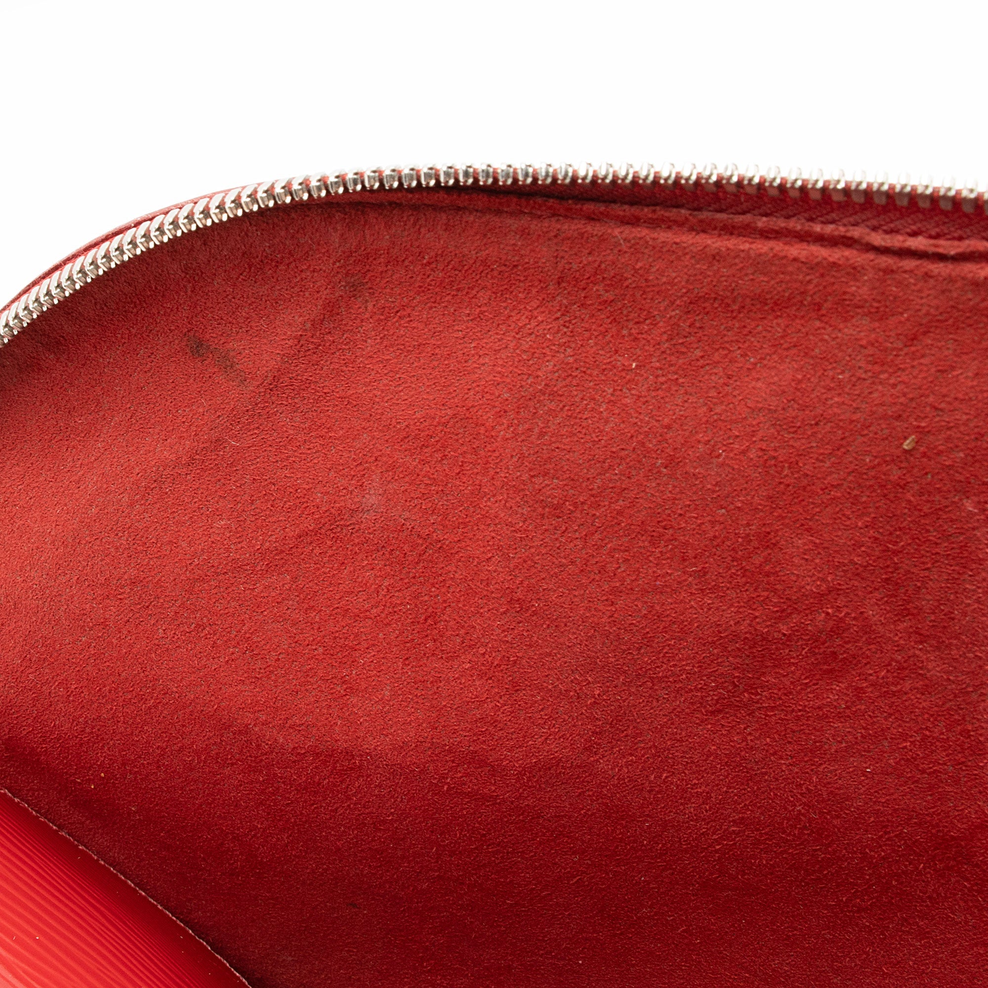 Louis Vuitton Epi Leather Alma PM Satchel (SHF-WDQc4X)