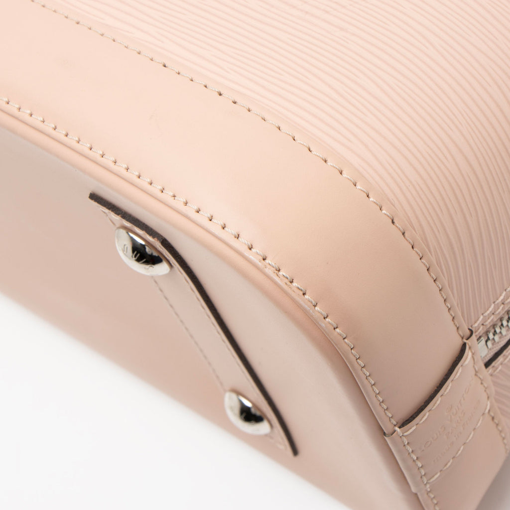 Louis Vuitton Epi Leather Alma PM Satchel (SHF-nAgTKF)