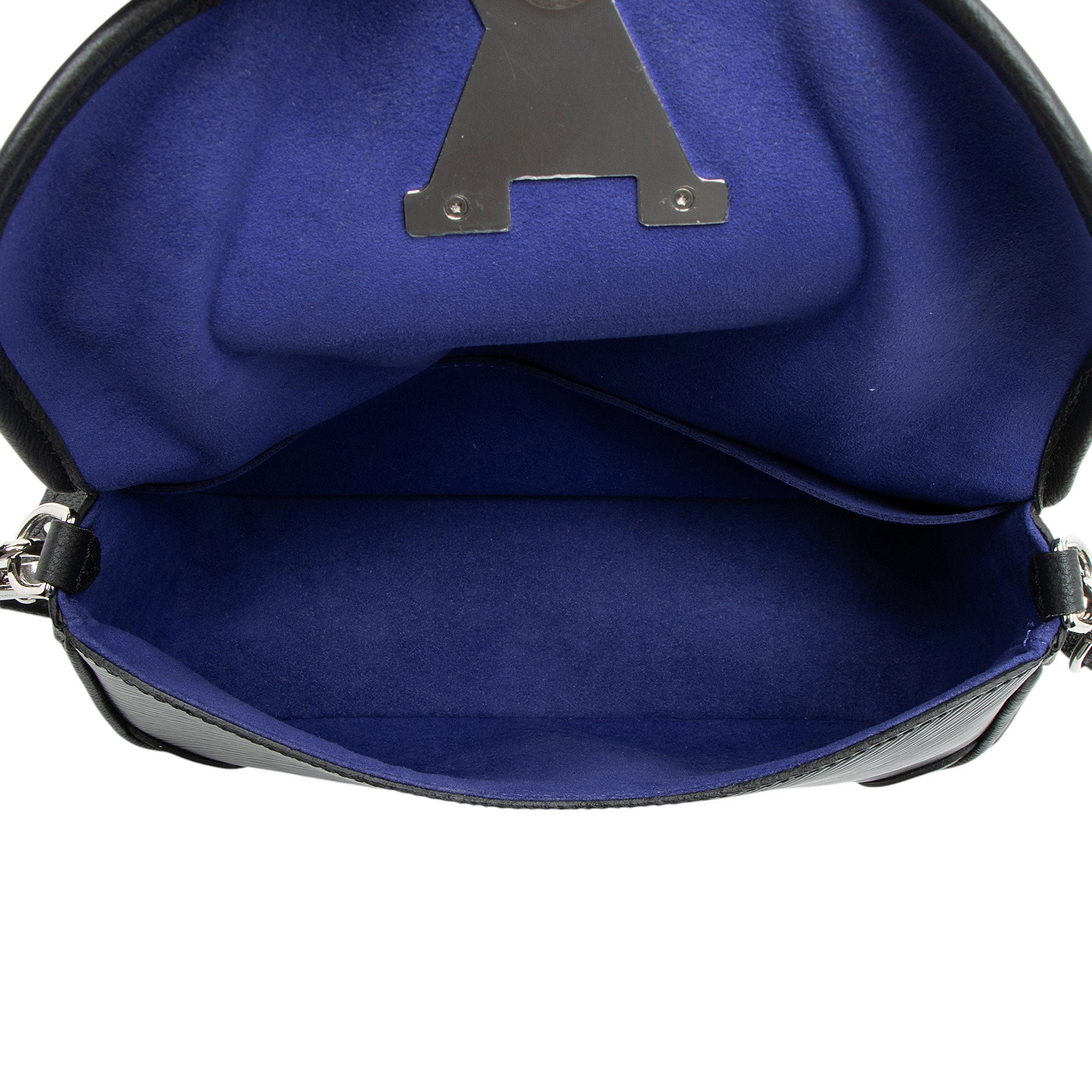 Louis Vuitton Epi Leather Buci NM Shoulder Bag