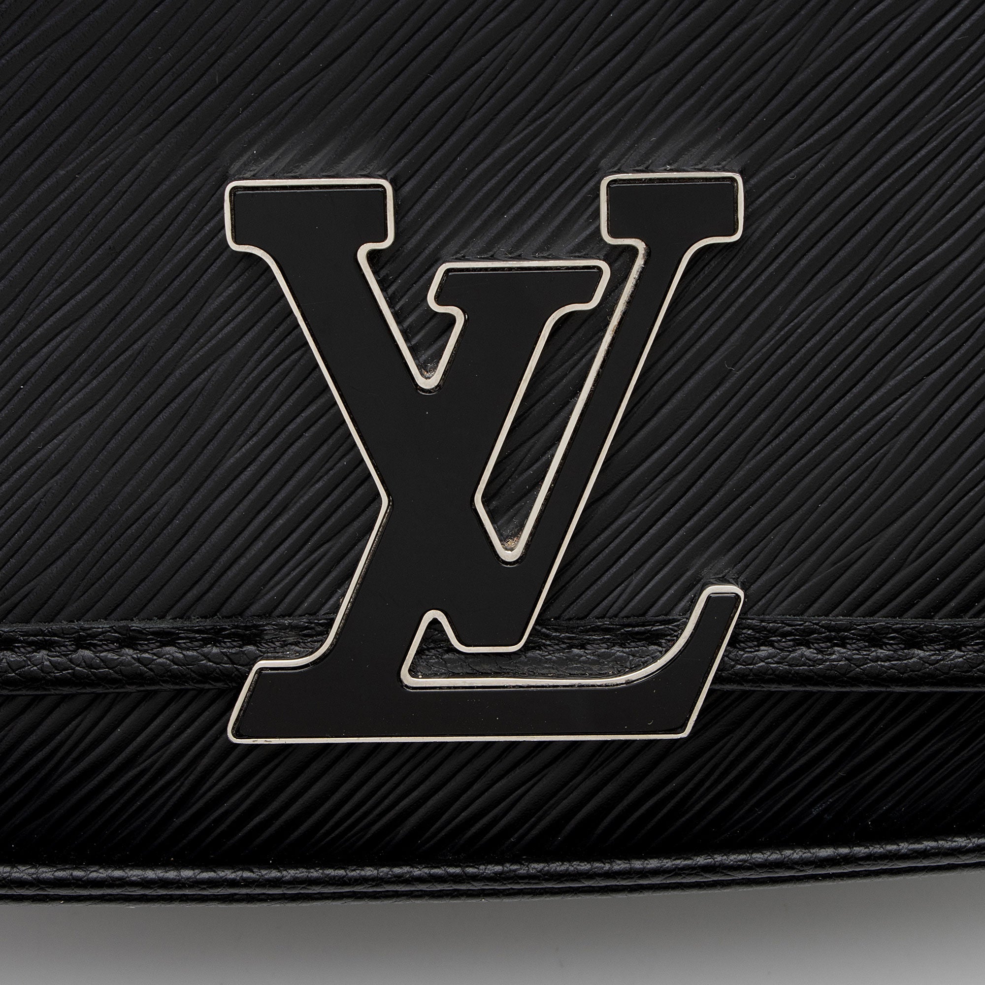 Louis Vuitton Epi Leather Buci NM Shoulder Bag