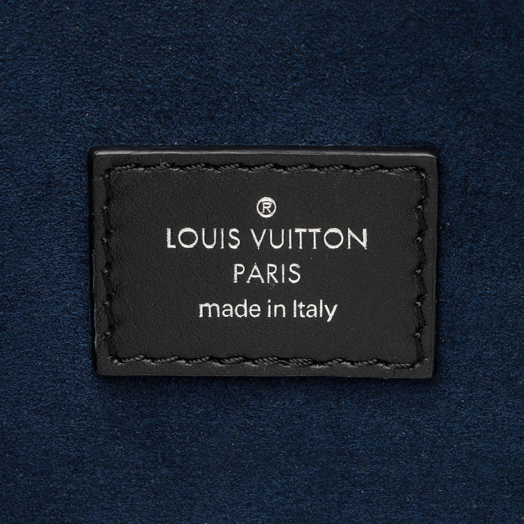 Louis Vuitton Epi Leather LV Circle Bumbag