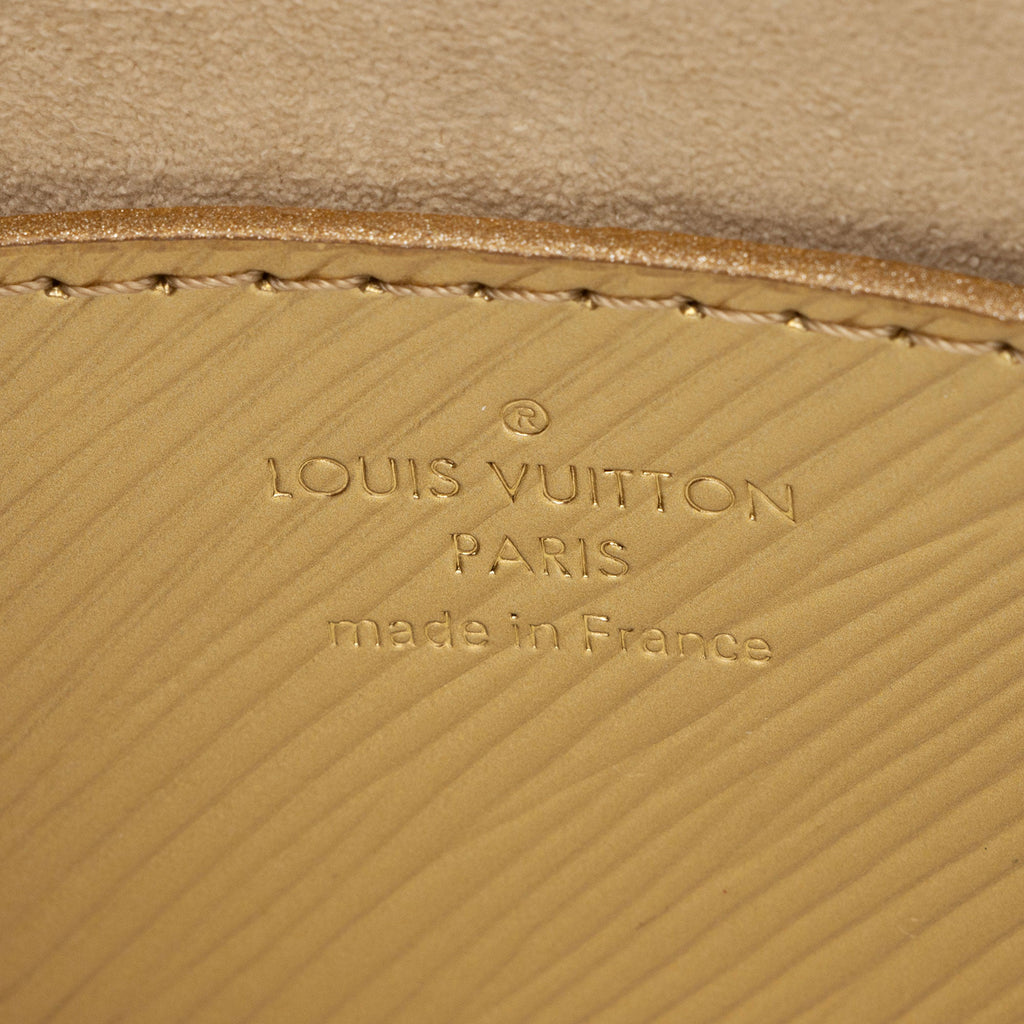 Louis Vuitton Epi Leather Love Lock Twist MM Shoulder Bag (SHF-ouz3vc)