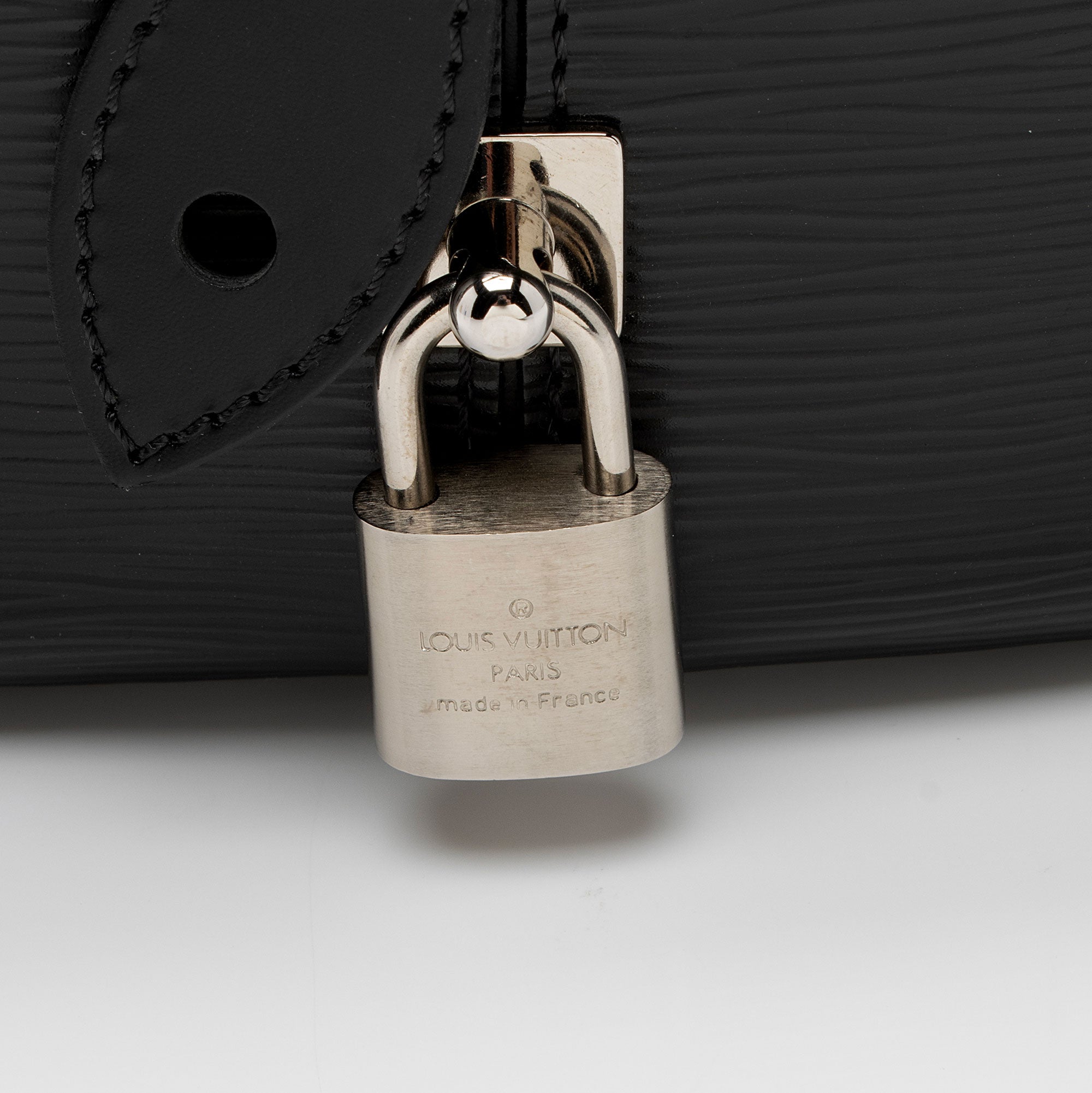 Louis Vuitton Epi Leather Montaigne Bowling PM Satchel (SHF-AU0hLG)