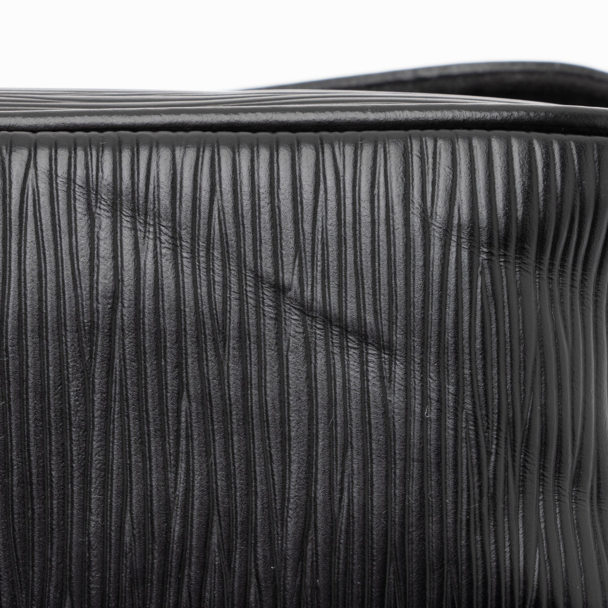 Louis Vuitton Epi Leather Montaigne Clutch (SHF-23717)