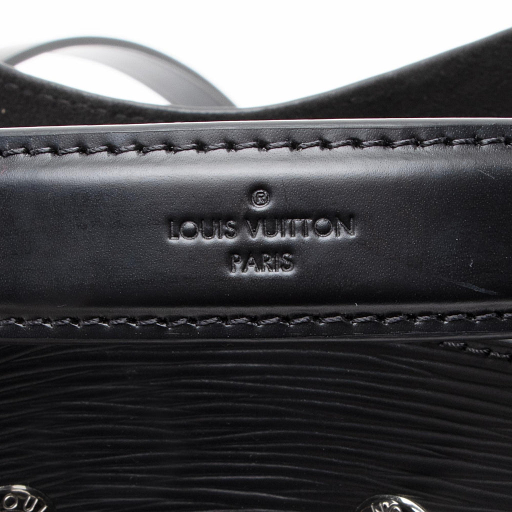 Louis Vuitton Epi Leather Neonoe Shoulder Bag (SHF-23154)
