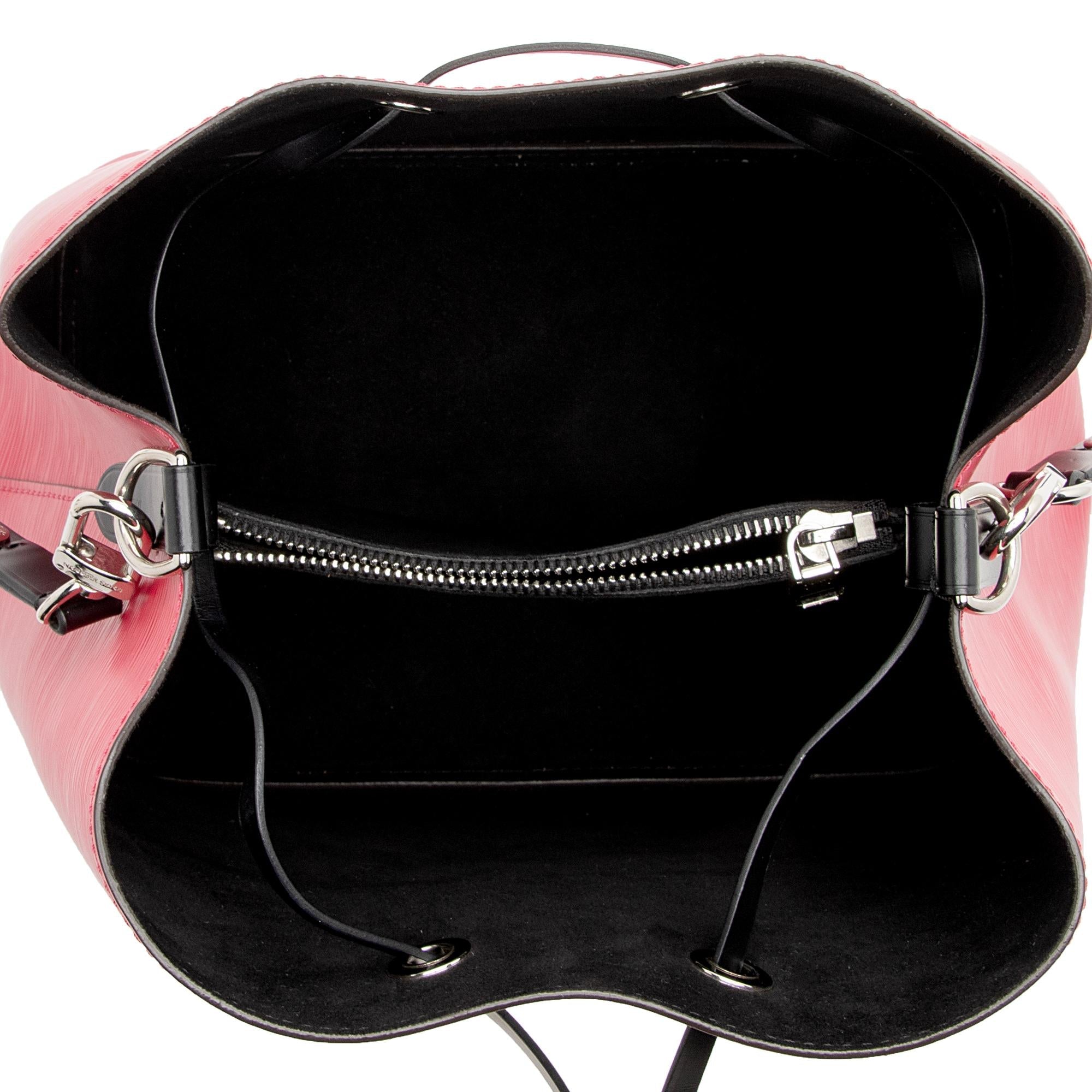 Louis Vuitton Epi Leather Neonoe Shoulder Bag (SHF-AMUQh3)