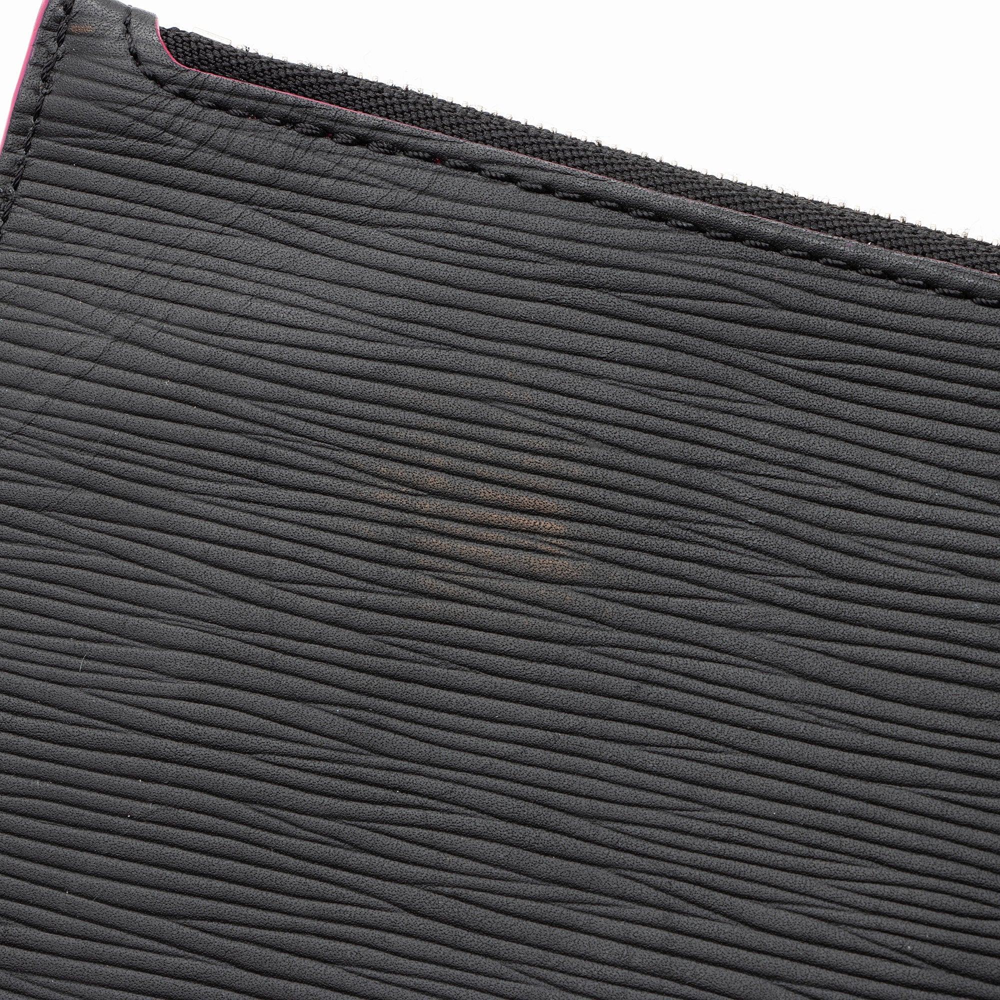 Louis Vuitton Epi Leather Neverfull MM Pochette