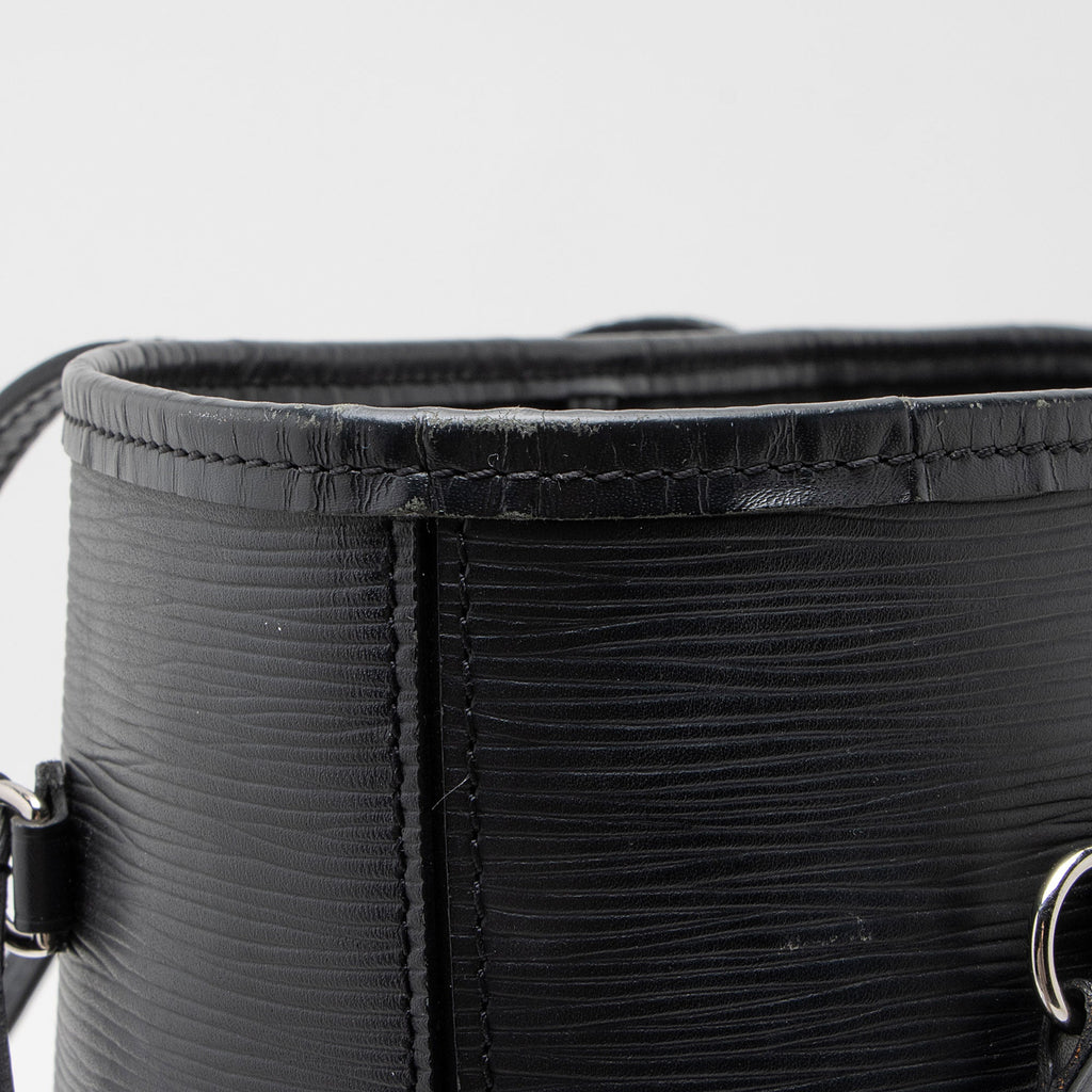 Louis Vuitton Epi Leather Neverfull MM Tote