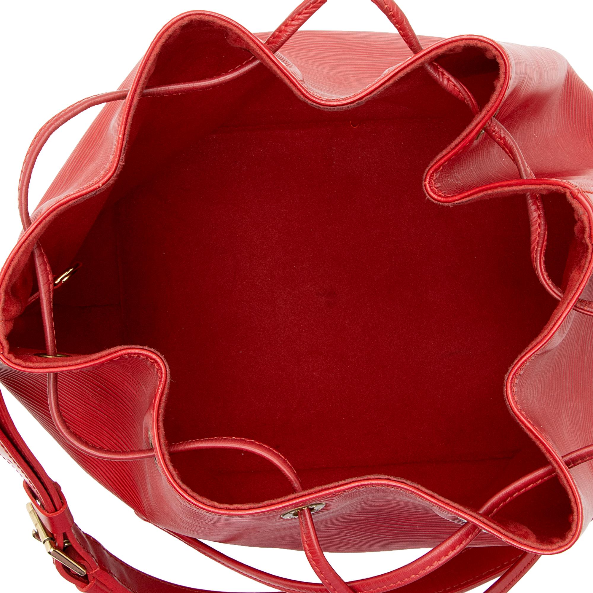 Louis Vuitton Epi Leather Petit Noe Shoulder Bag (SHF-22317)