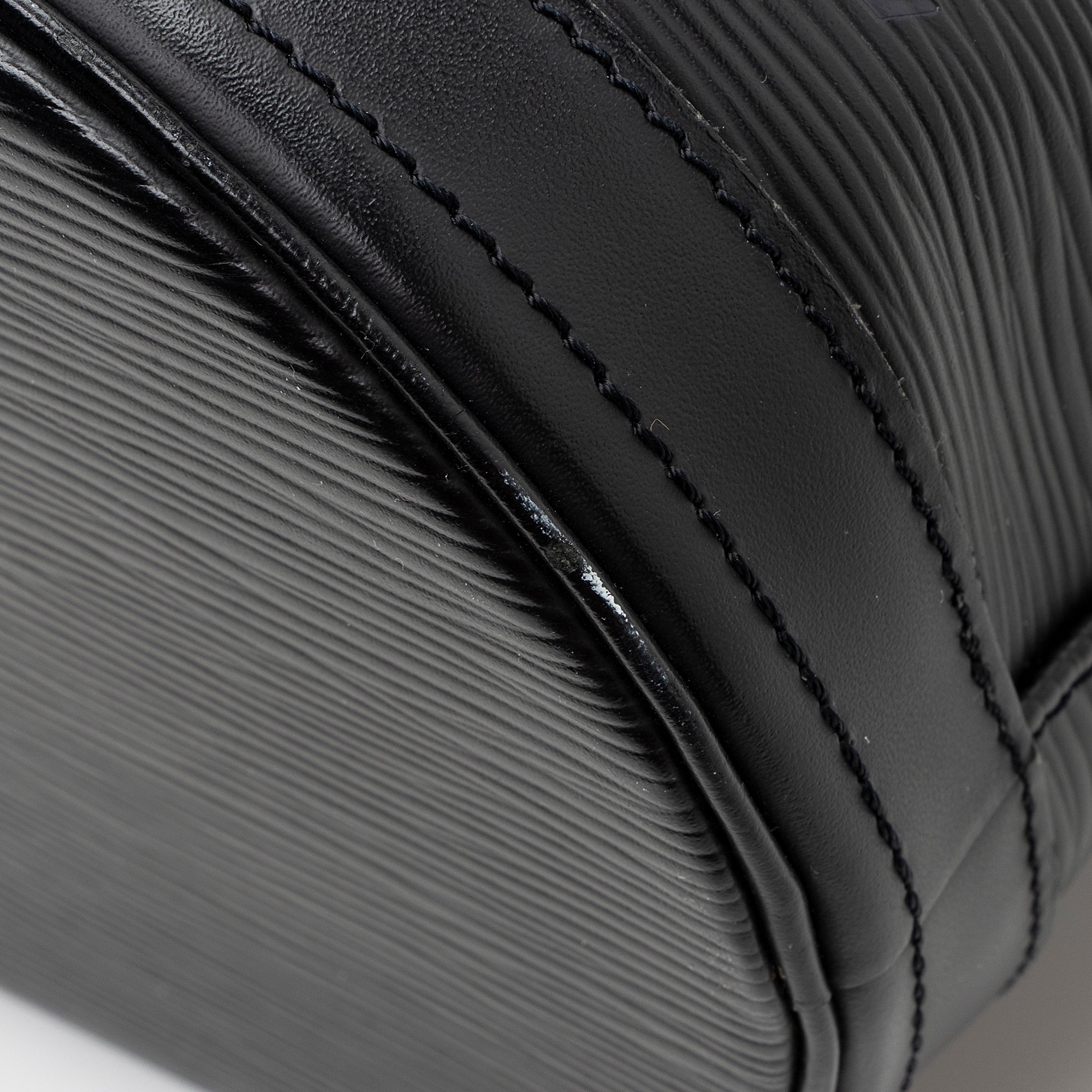 Louis Vuitton Epi Leather Petit Bucket Tote (SHF-22561)
