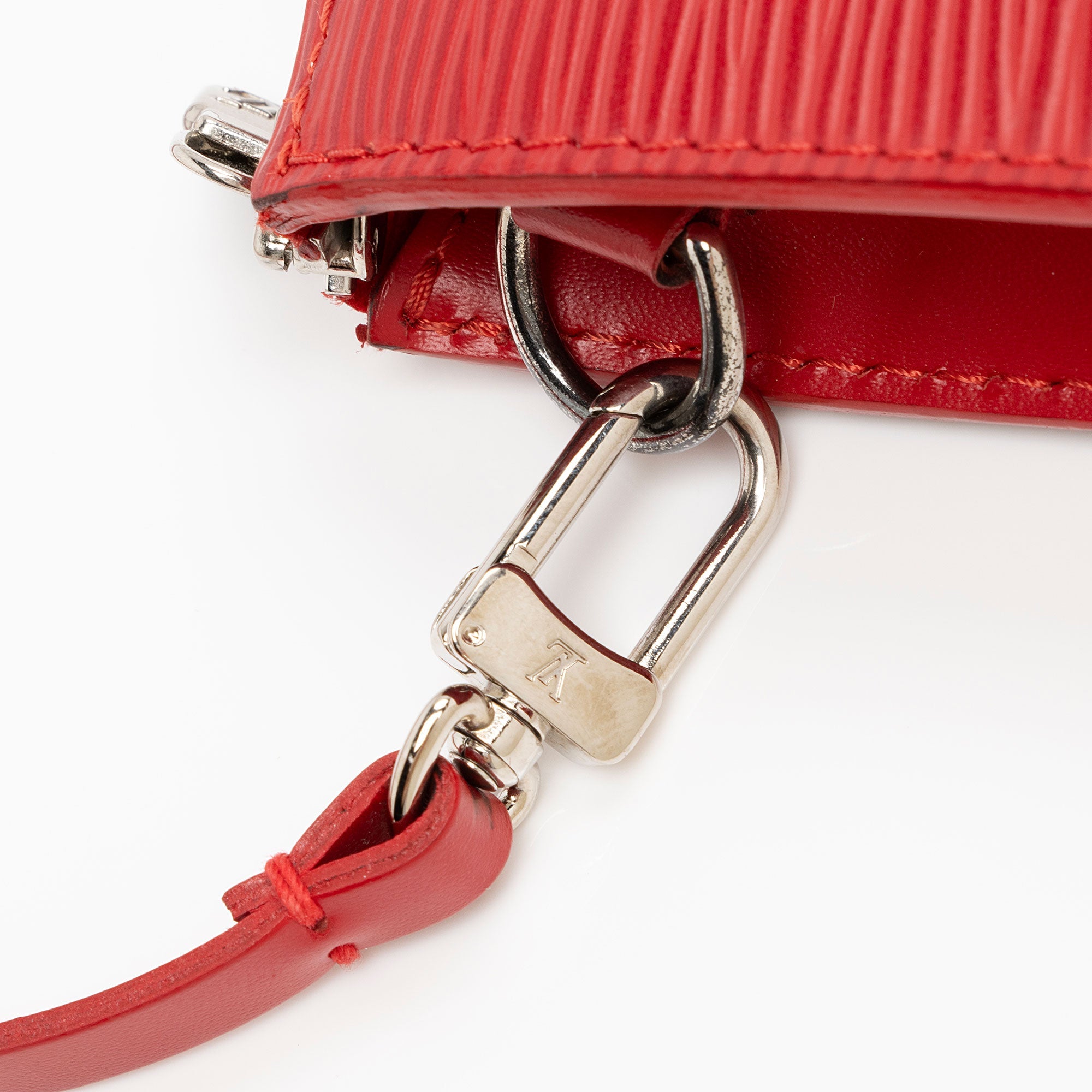 Louis Vuitton Epi Leather Pochette Accessoires (SHF-VrdL02)