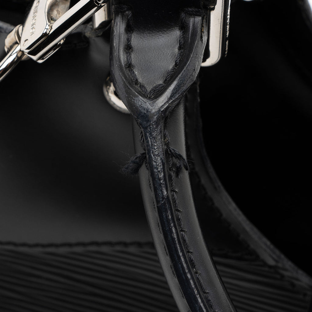 Louis Vuitton Epi Leather Sac Montaigne Satchel