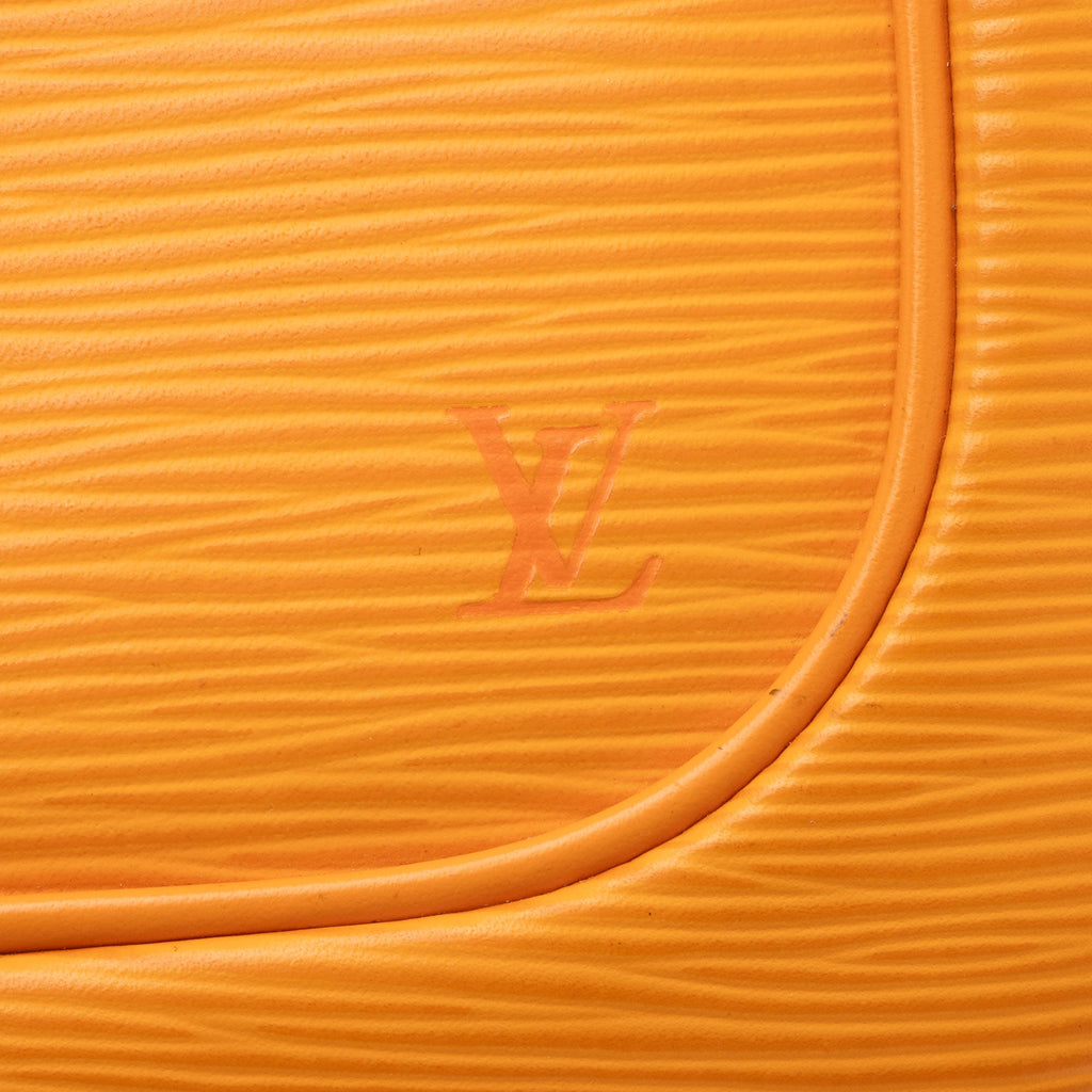 Louis Vuitton Epi Leather Sarvanga Crossbody Bag (SHF-w7HIo7)