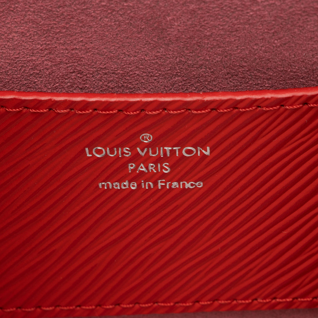 Louis Vuitton Epi Leather Twist MM Shoulder Bag (SHF-Nb1qMc)