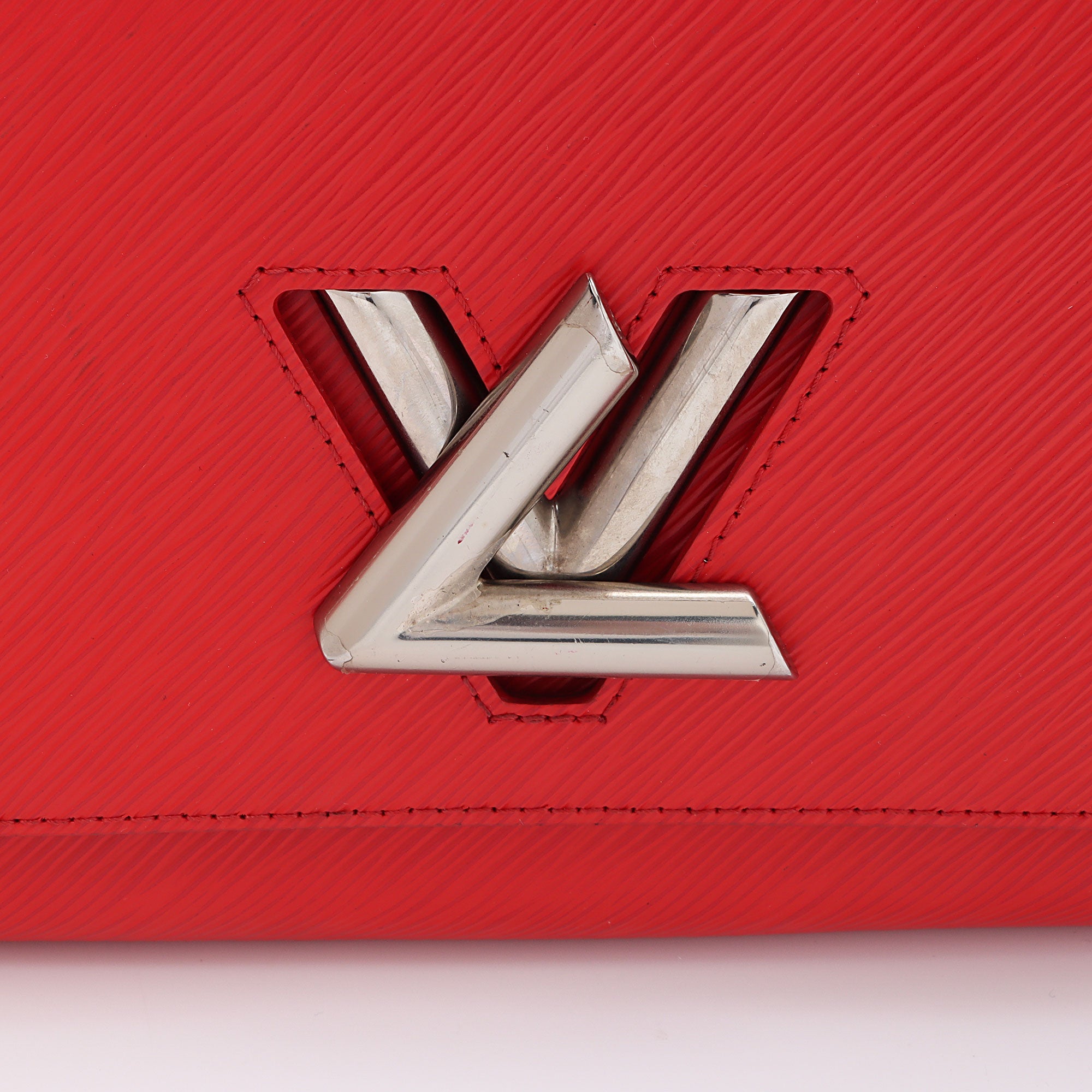 Louis Vuitton Epi Leather Twist MM Shoulder Bag (SHF-Di84Nn)