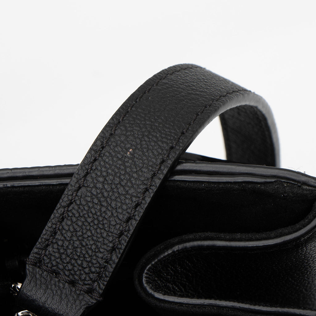 Louis Vuitton Epi Leather Twist Tote (SHF-6HVQ1B)