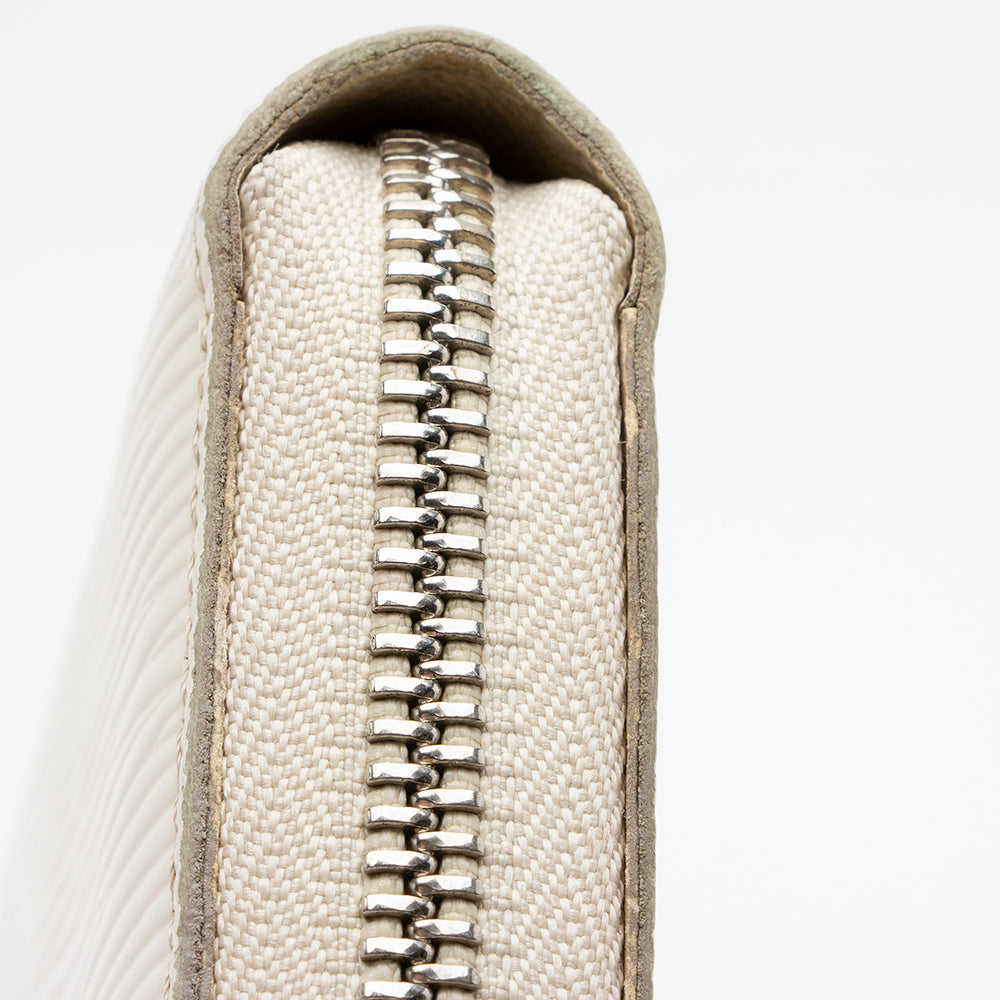 Louis Vuitton Epi Leather Zippy Wallet (SHF-15359)