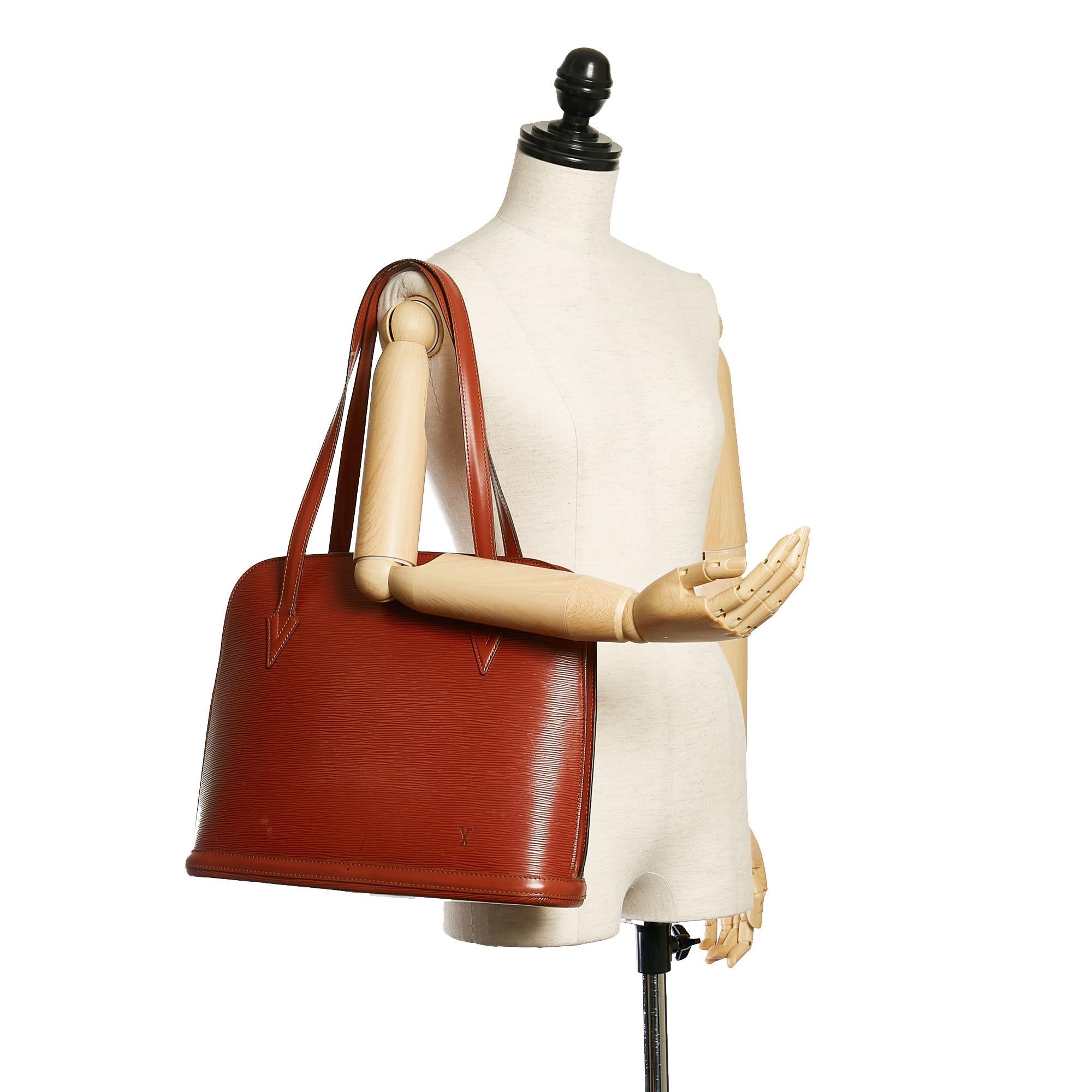 Louis Vuitton Epi Lussac (SHG-29127)