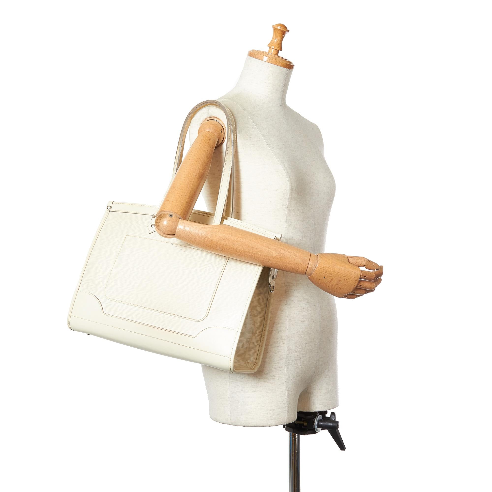 Louis Vuitton Epi Madeleine GM (SHG-25792)