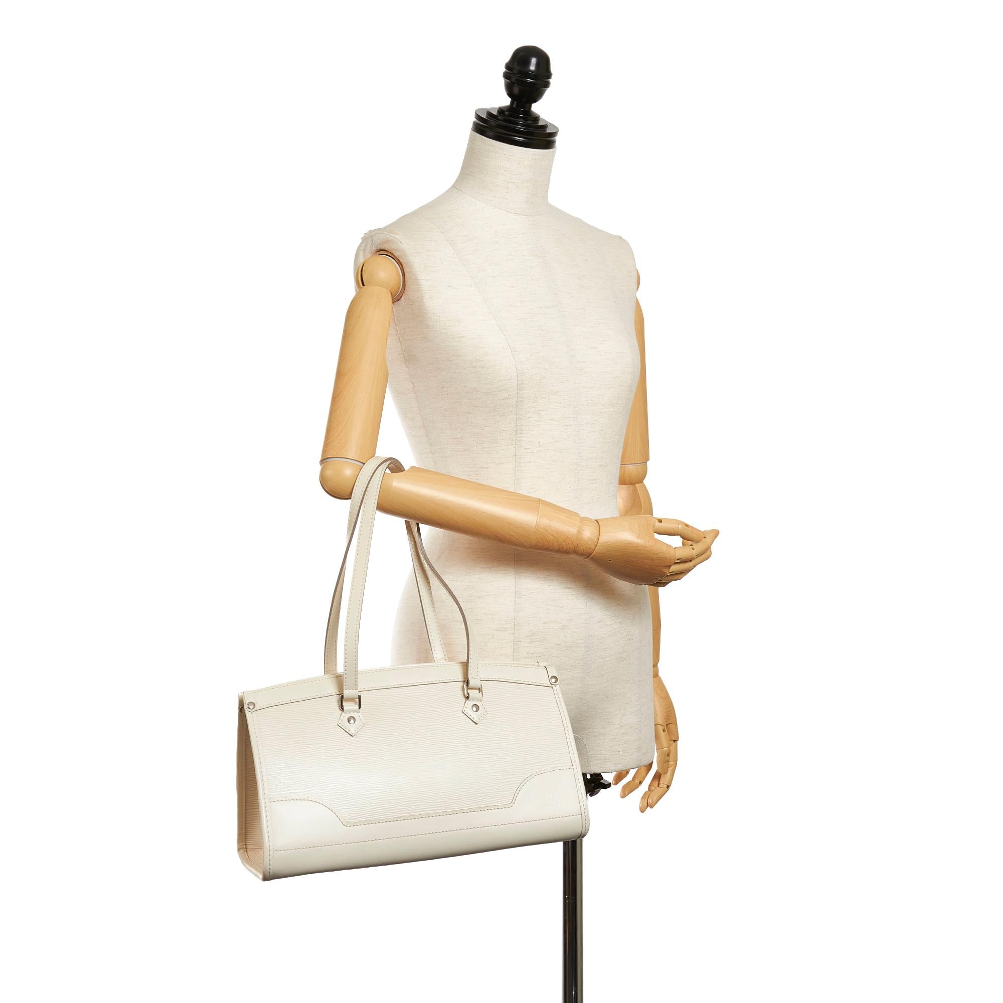 Louis Vuitton Epi Madeleine PM (SHG-30295)