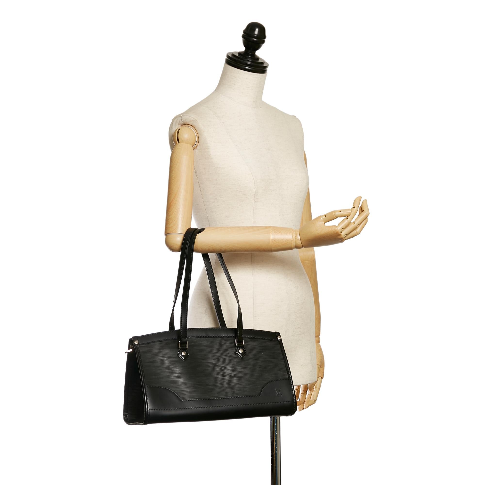 Louis Vuitton Epi Madeleine PM (SHG-34327)