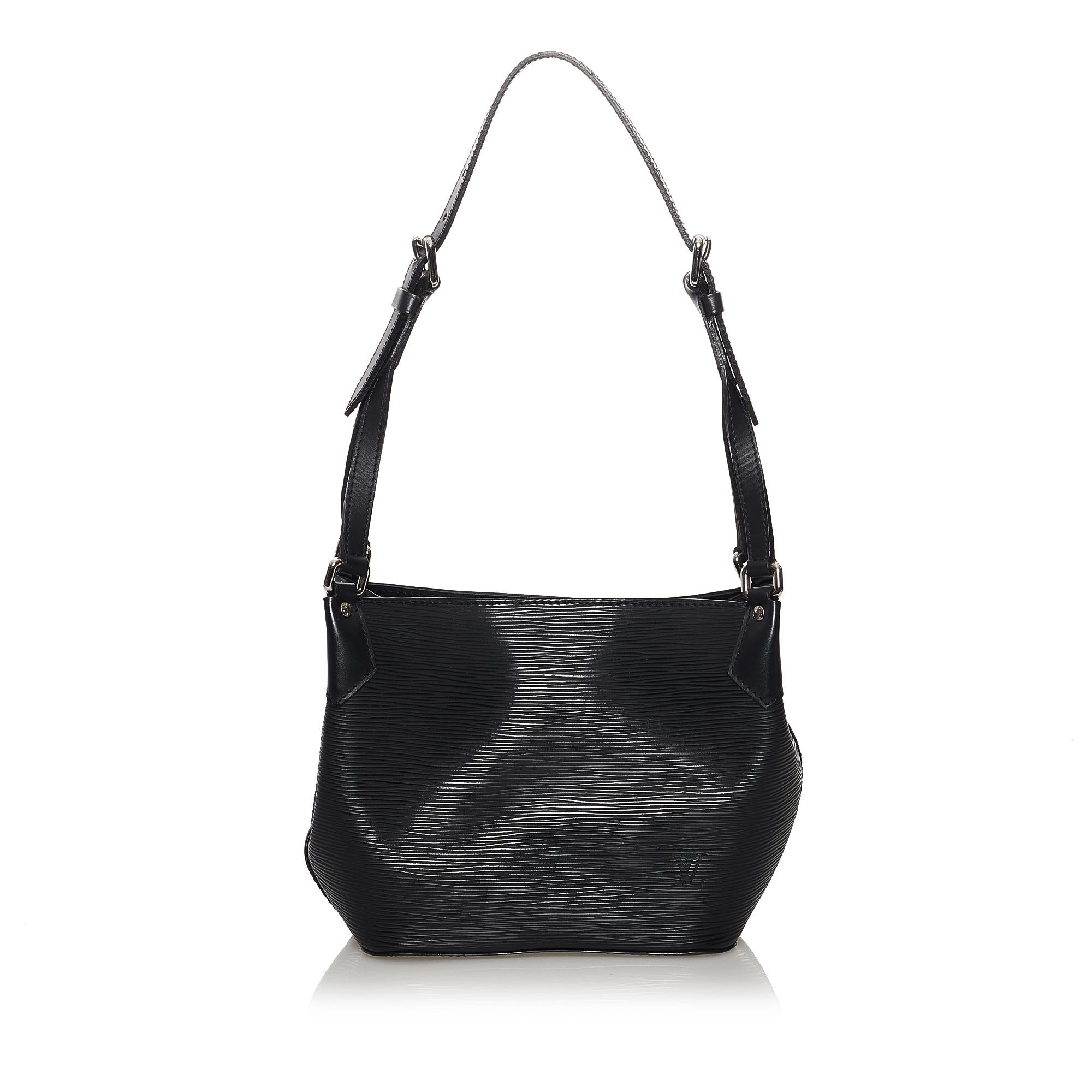 Louis Vuitton Epi Mandara PM (SHG-32449)