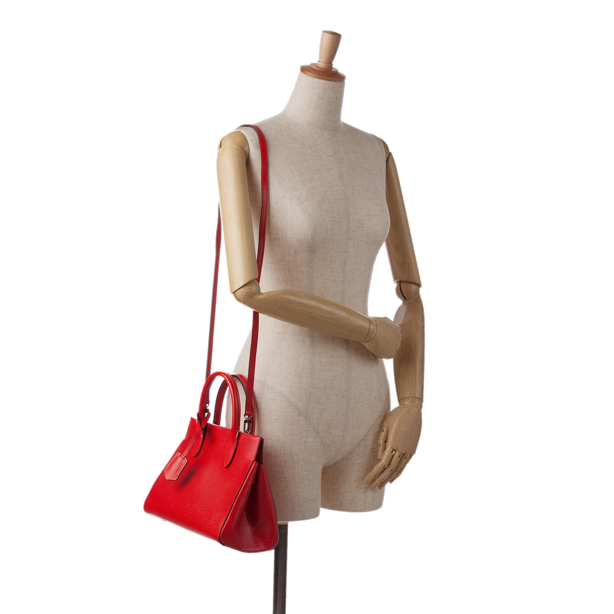 Louis Vuitton Epi Marly MM (SHG-cVH7Jt)