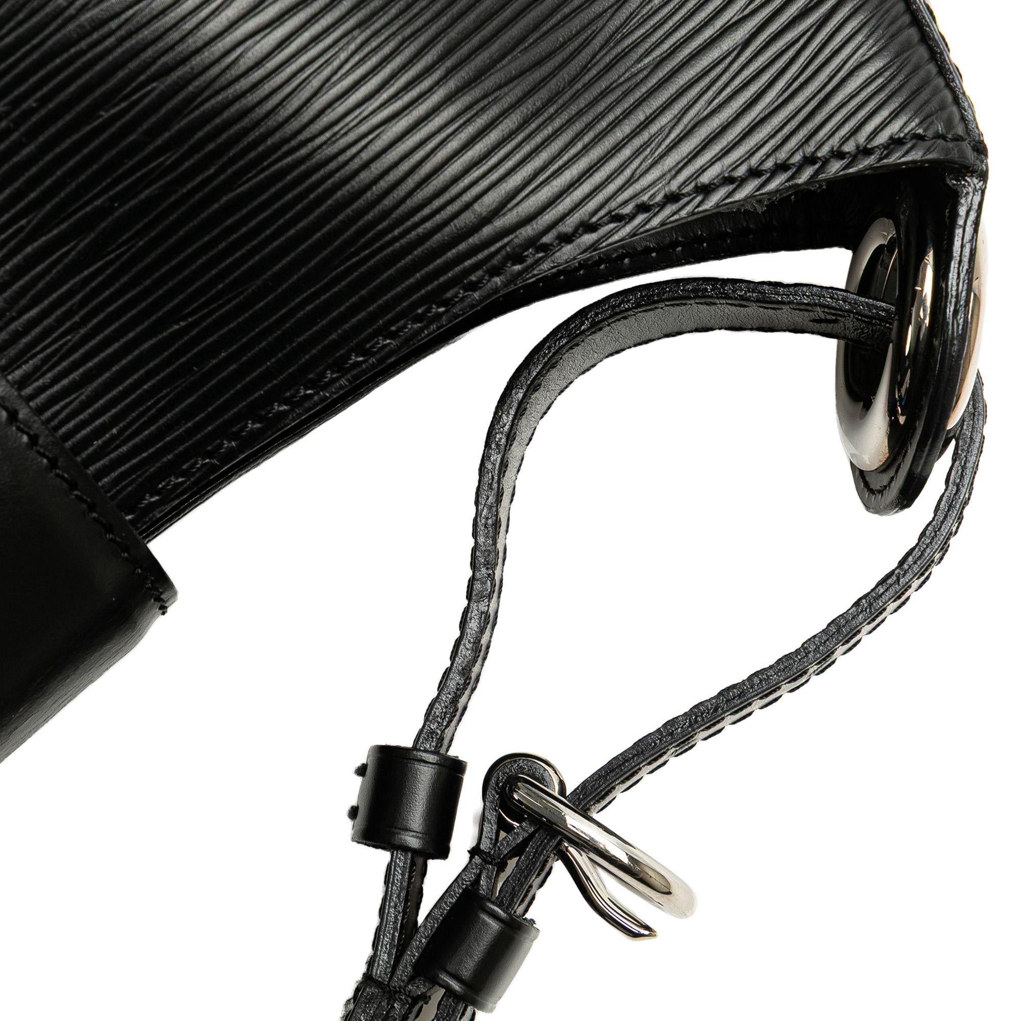 Louis Vuitton Epi Musette Bagatelle