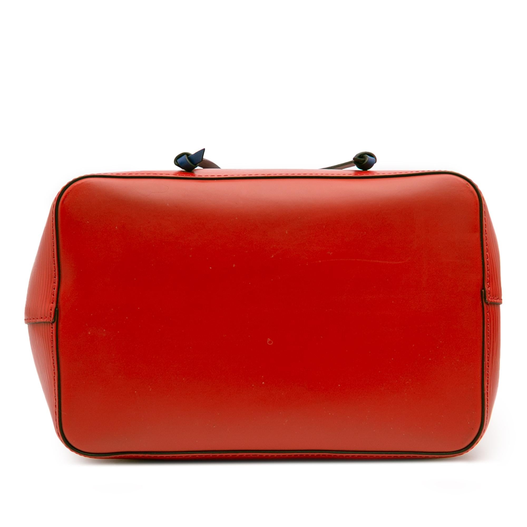 Louis Vuitton Epi NeoNoe MM