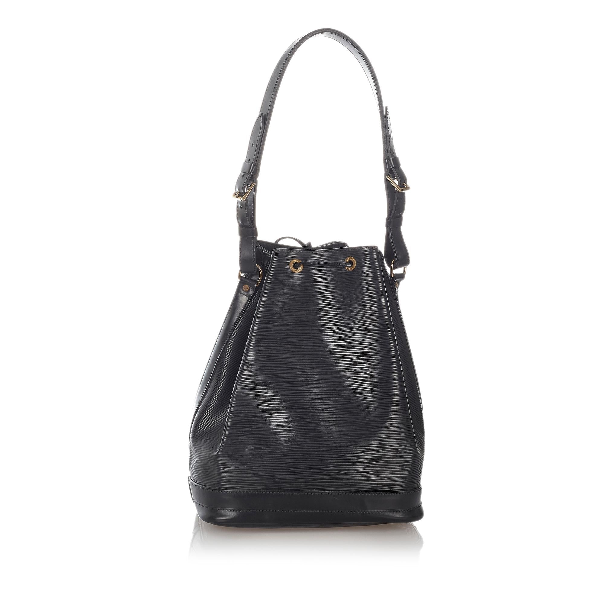 Louis Vuitton Epi Noe (SHG-27028)