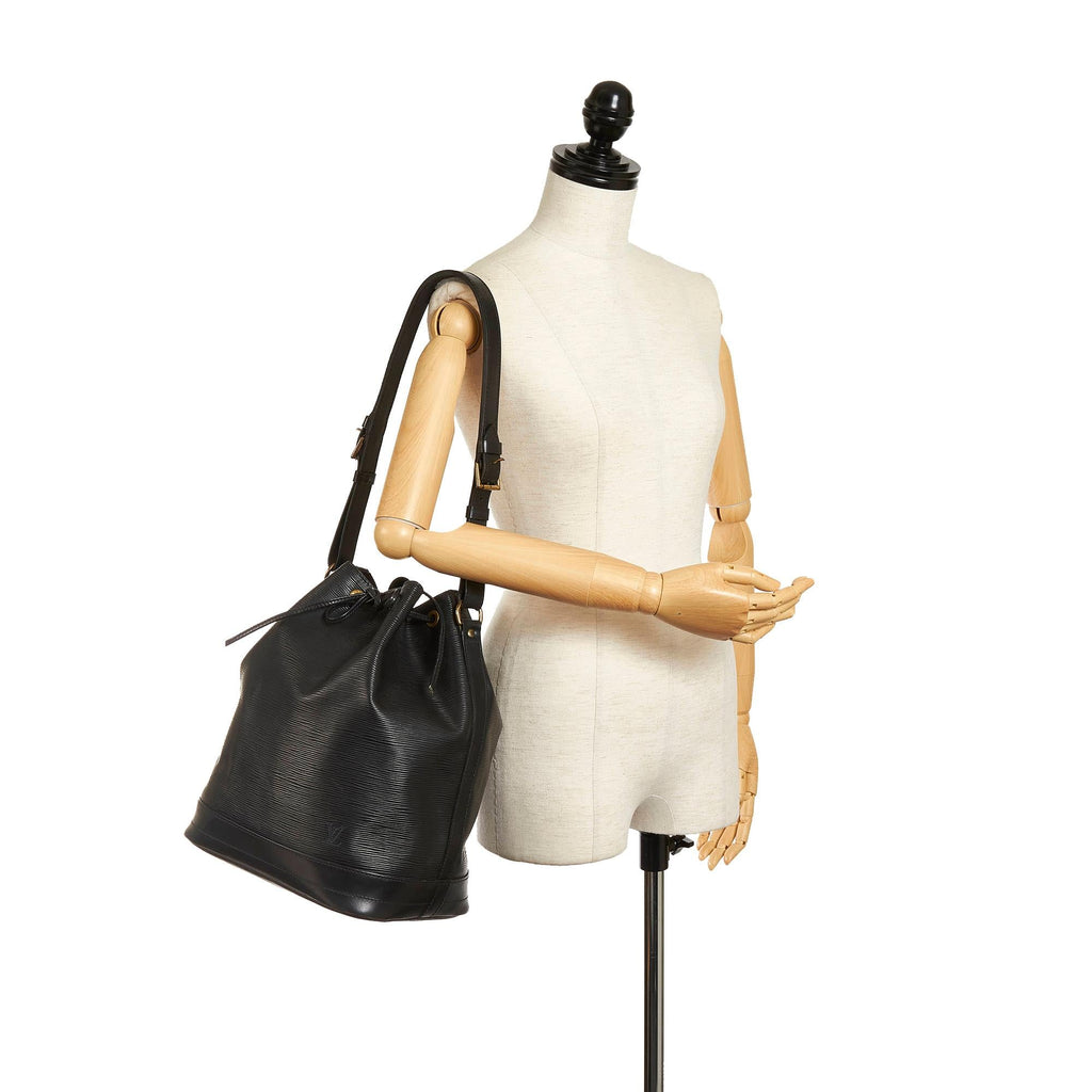 Louis Vuitton Epi Noe (SHG-33499)