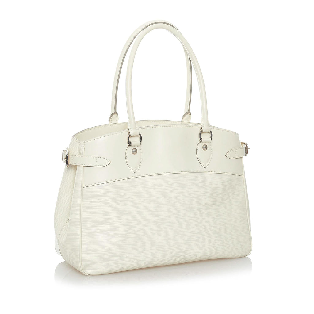 Louis Vuitton Epi Passy GM (SHG-31359)