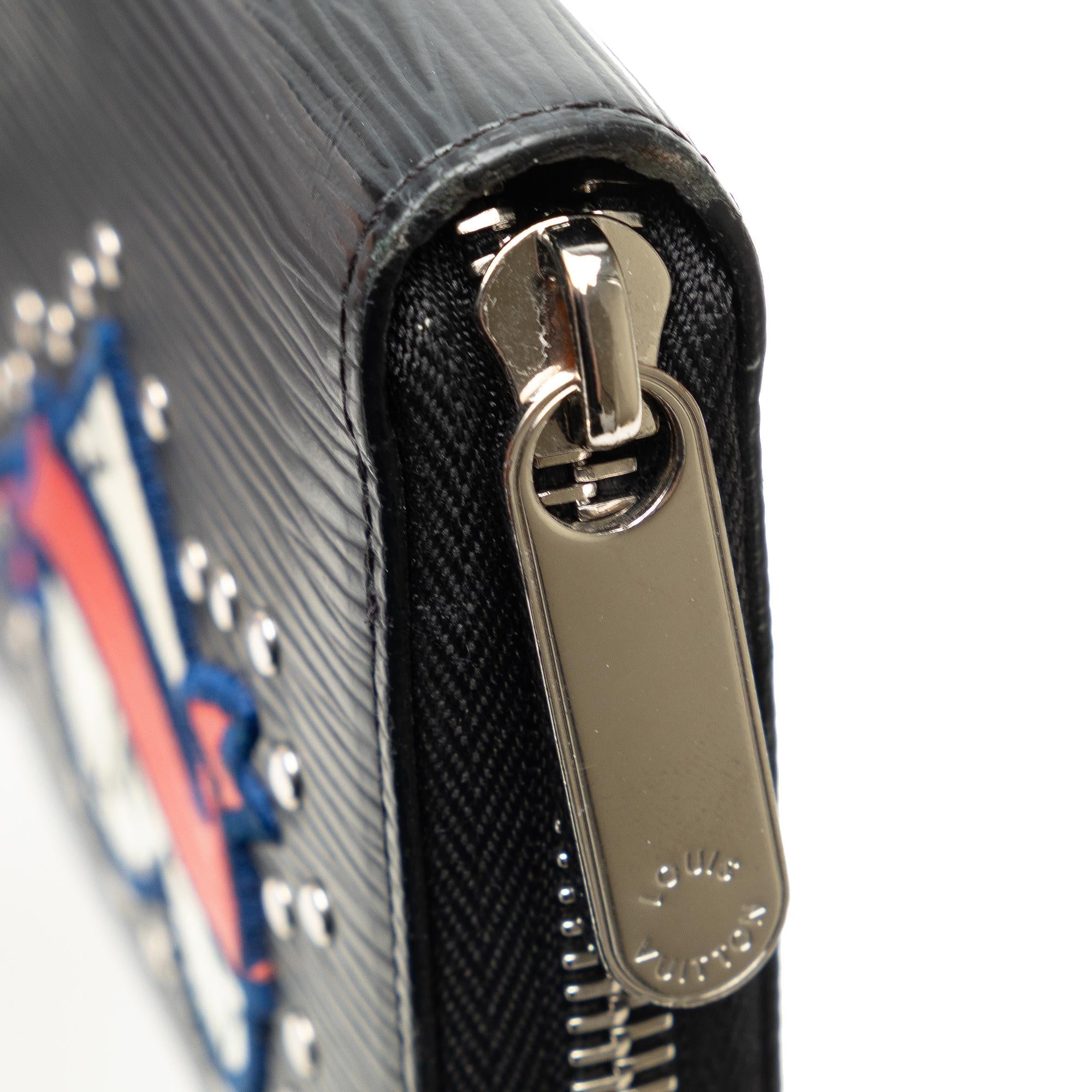 Louis Vuitton Epi Patches Zippy Wallet (SHG-dj64PF)
