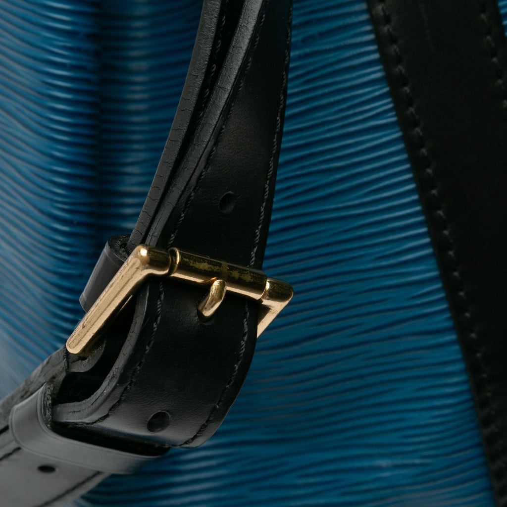 Louis Vuitton Epi Petit Bicolor Noe (SHG-HrkTnO)