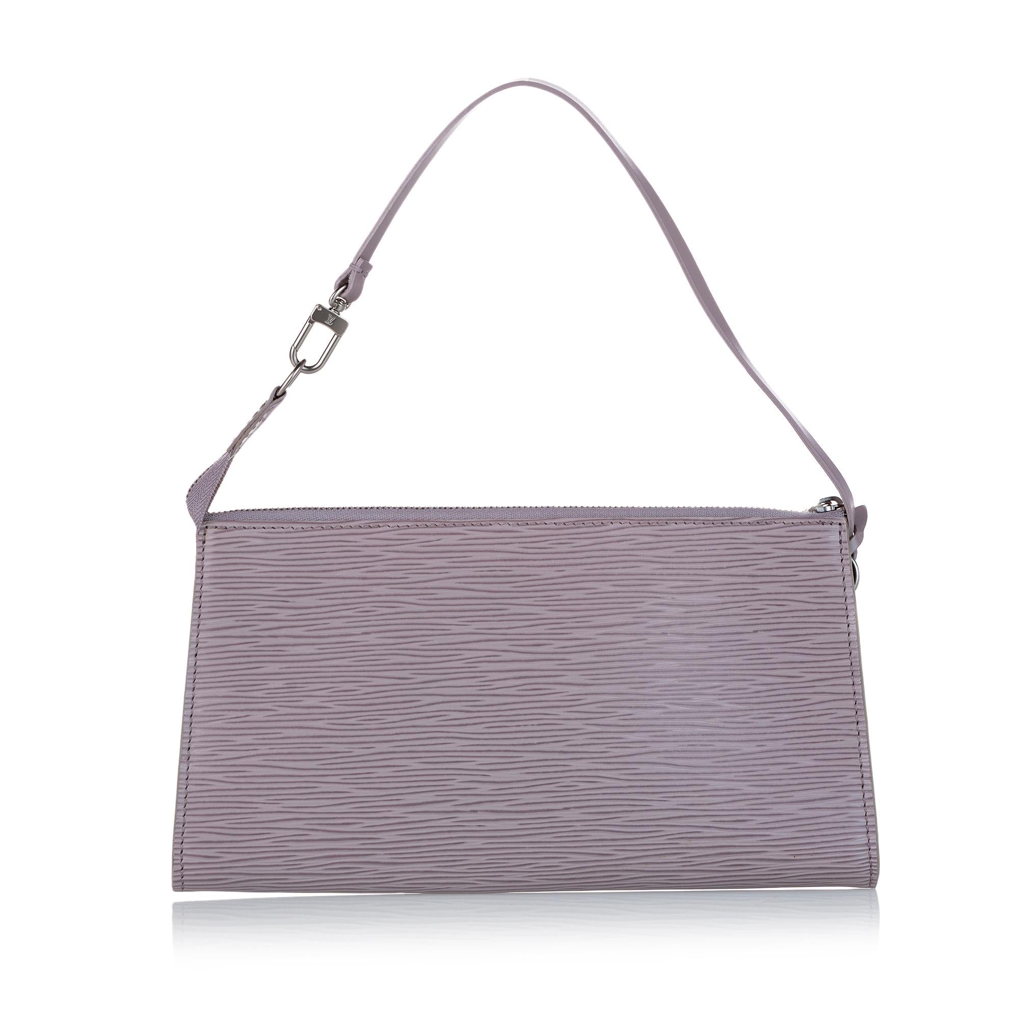 Louis Vuitton Epi Pochette Accessoires (SHG-23397)
