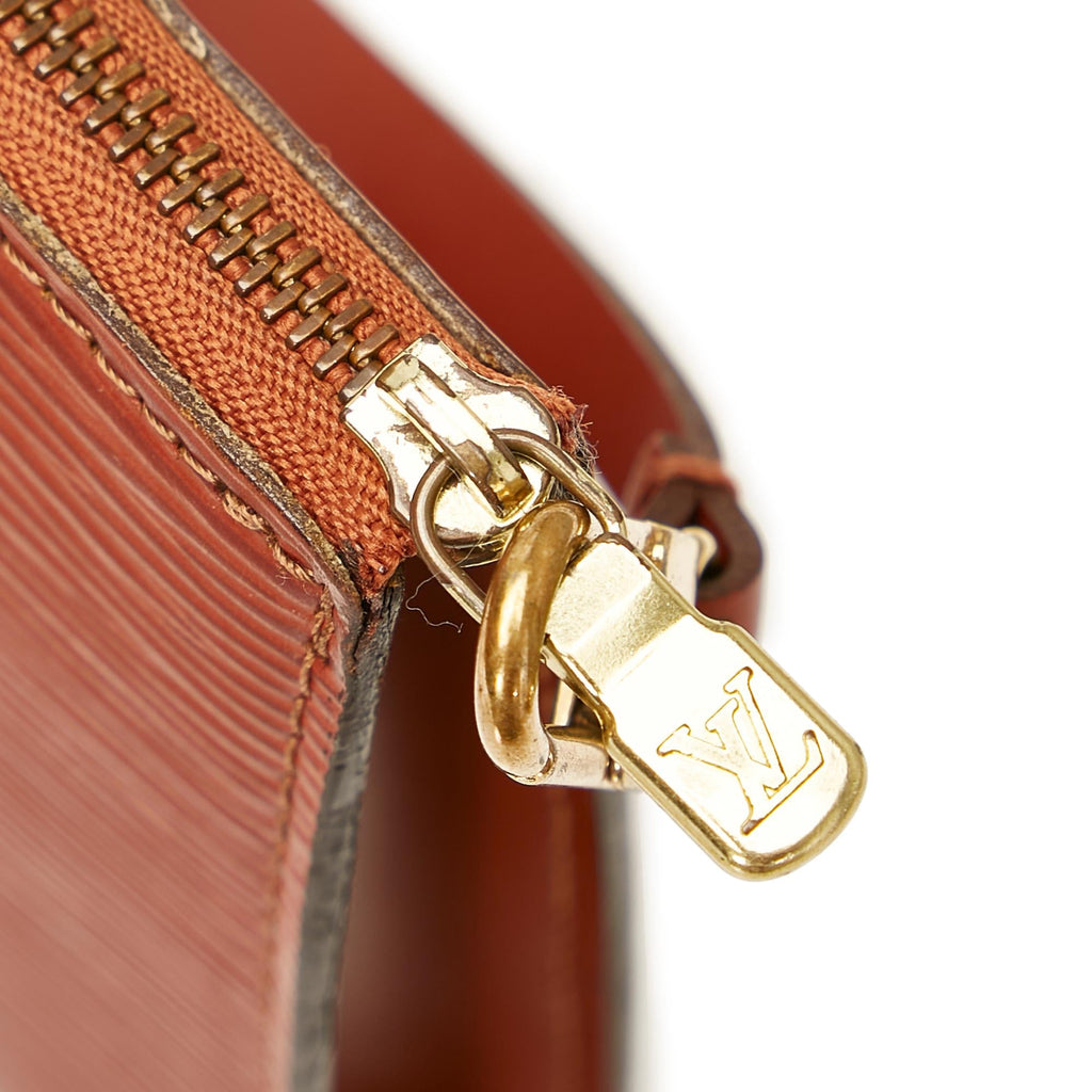 Louis Vuitton Epi Pochette Accessoires (SHG-26277)