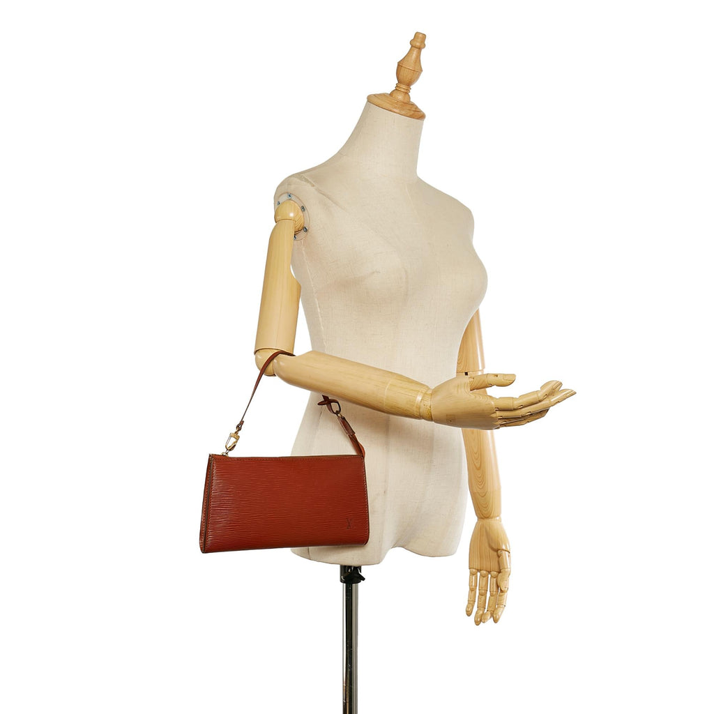 Louis Vuitton Epi Pochette Accessoires (SHG-26277)