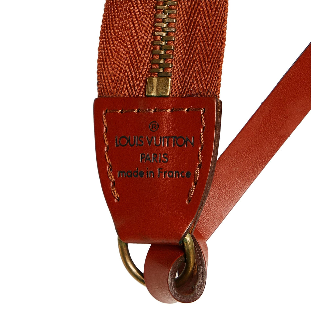 Louis Vuitton Epi Pochette Accessoires (SHG-34423)