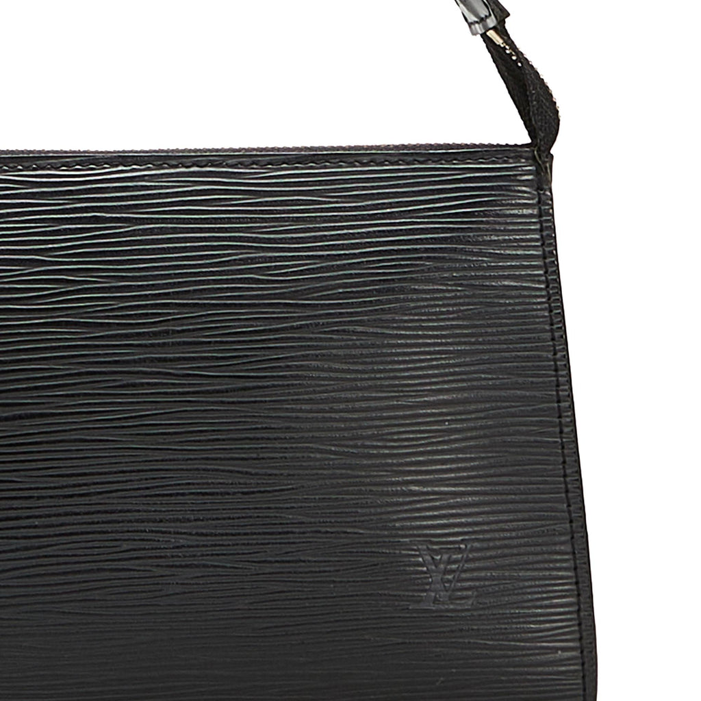 Louis Vuitton Epi Pochette Accessoires (SHG-35327)