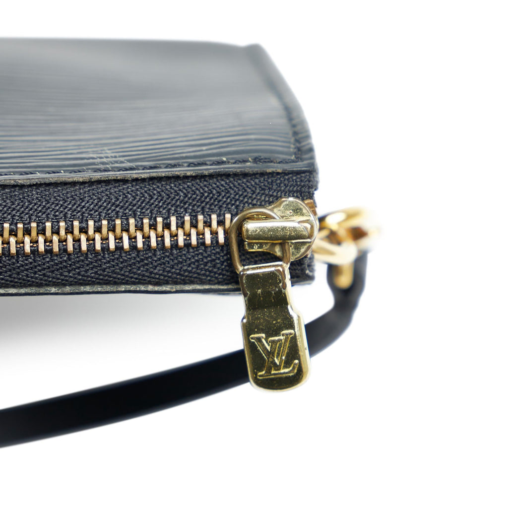 Louis Vuitton Epi Pochette Accessoires (SHG-xbxLFH)
