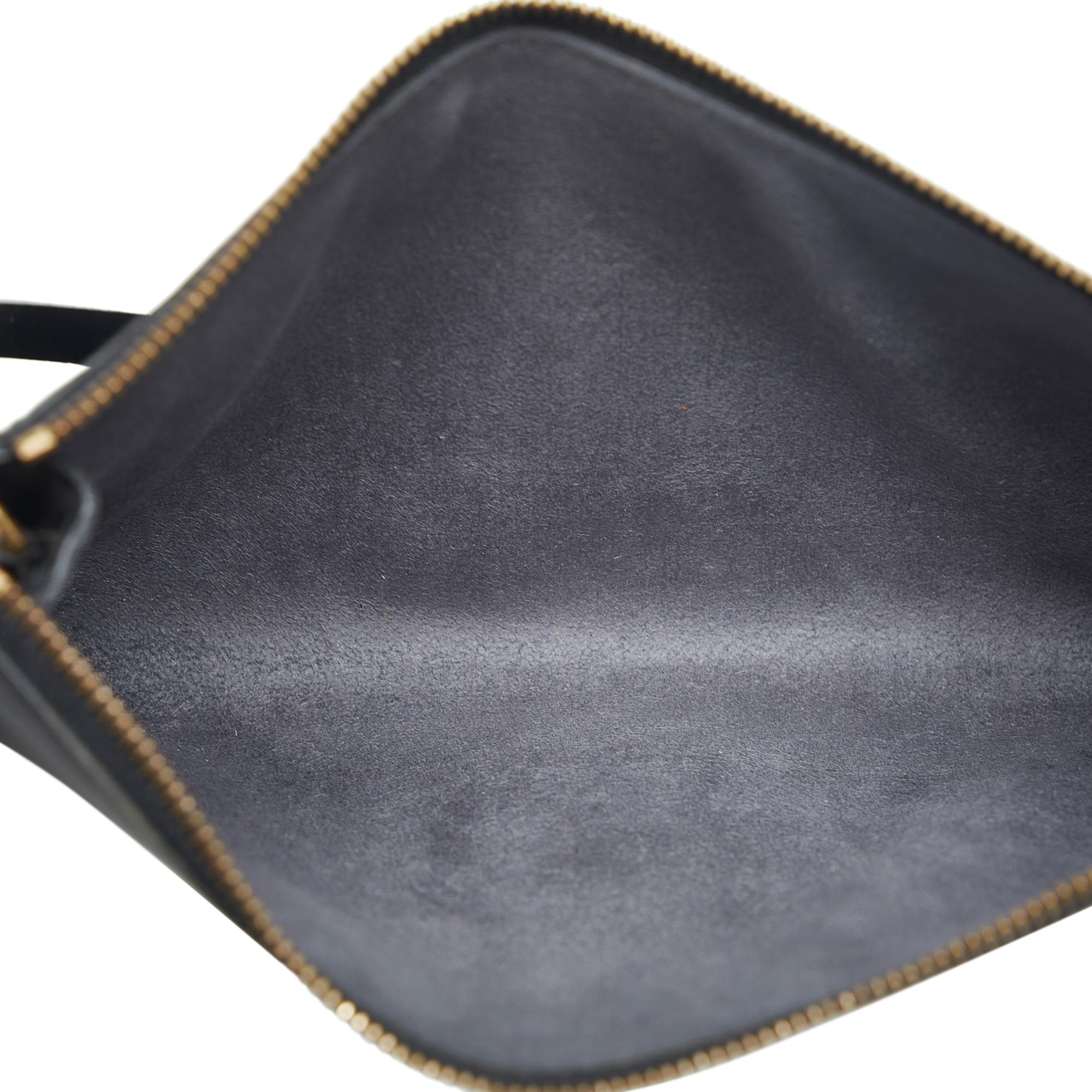 Louis Vuitton Epi Pochette Accessoires (SHG-xbxLFH)