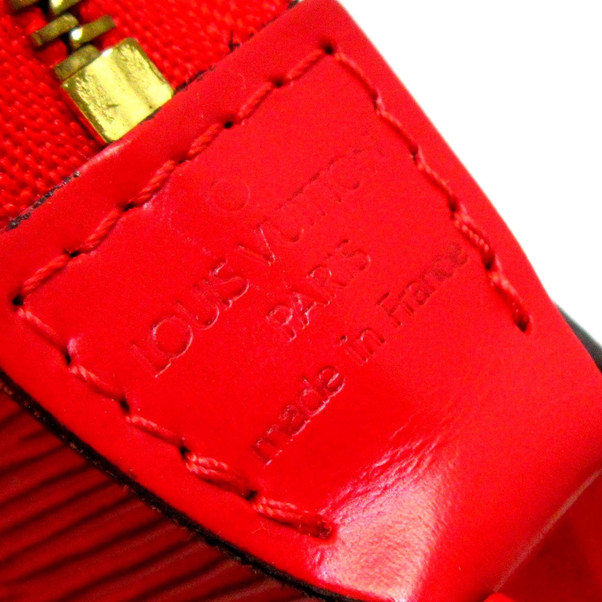 Louis Vuitton Epi Pochette Accessoires (SHG-XeIC2a)