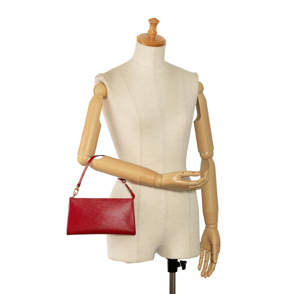 Louis Vuitton Epi Pochette Accessoires (SHG-f03D4U)