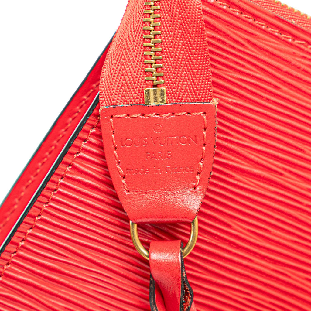 Louis Vuitton Epi Pochette Accessoires (SHG-6wo2xj)